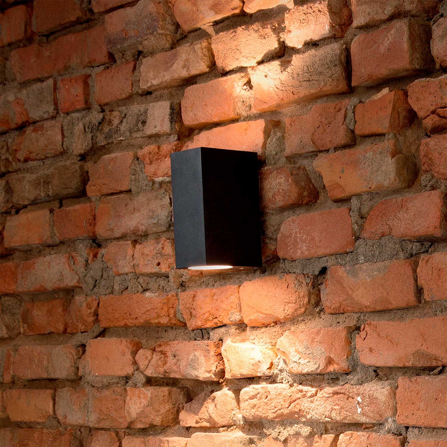 UP - Aplique de pared exterior estilo moderno