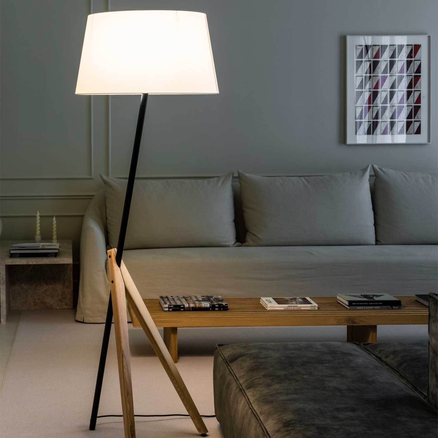 Treewood - Lampadaire trépied bois pour salon design