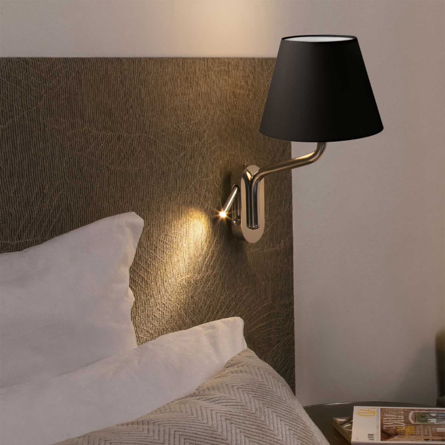Eterna - Applique da parete lettura cromata con paralume per hotel