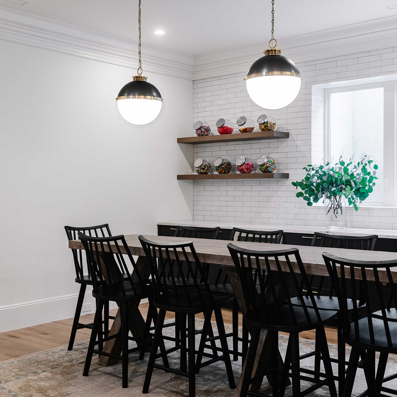 Latham - Glass and bronze ball pendant light for vintage living room