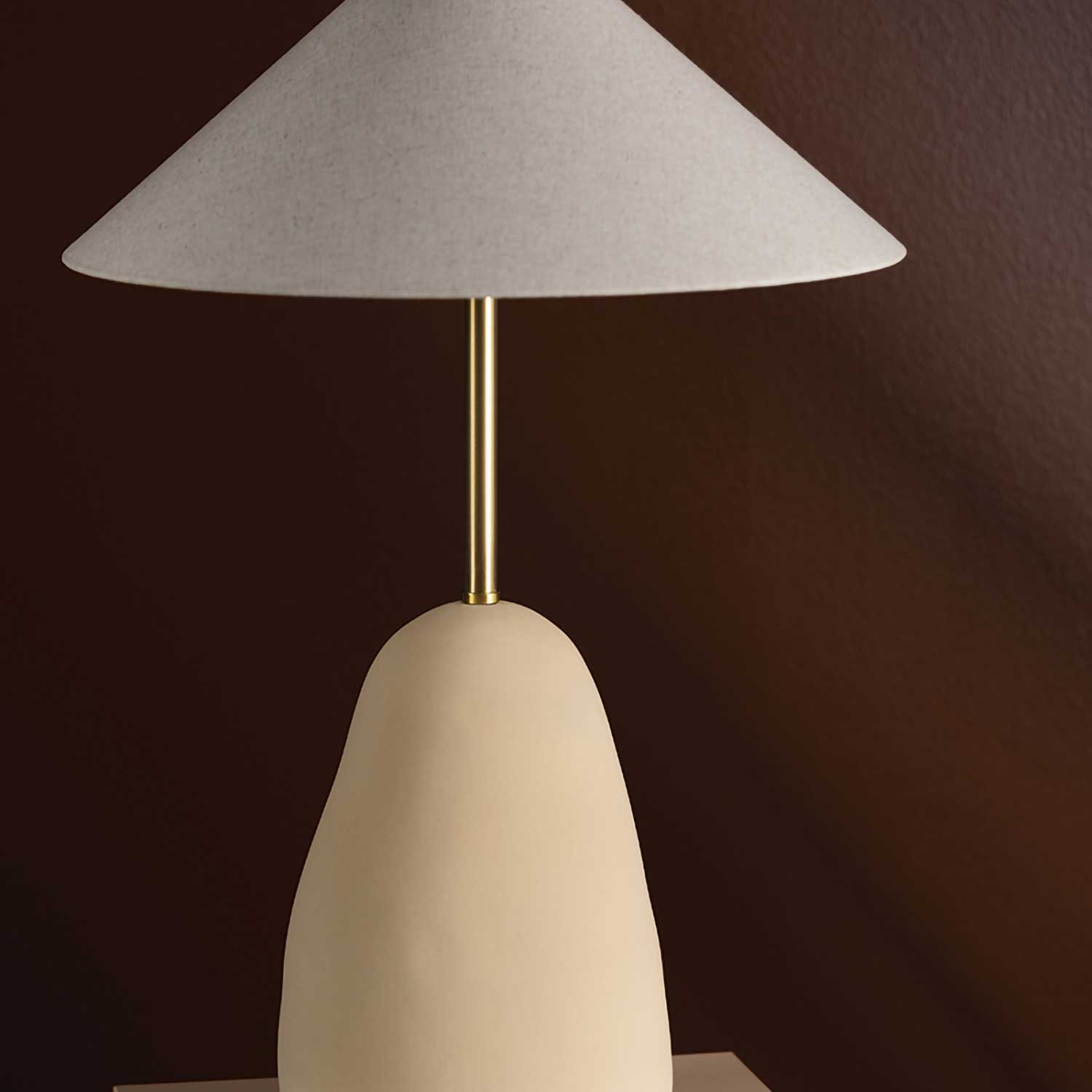 Maia - Lámpara de salón en cerámica diseño moderno