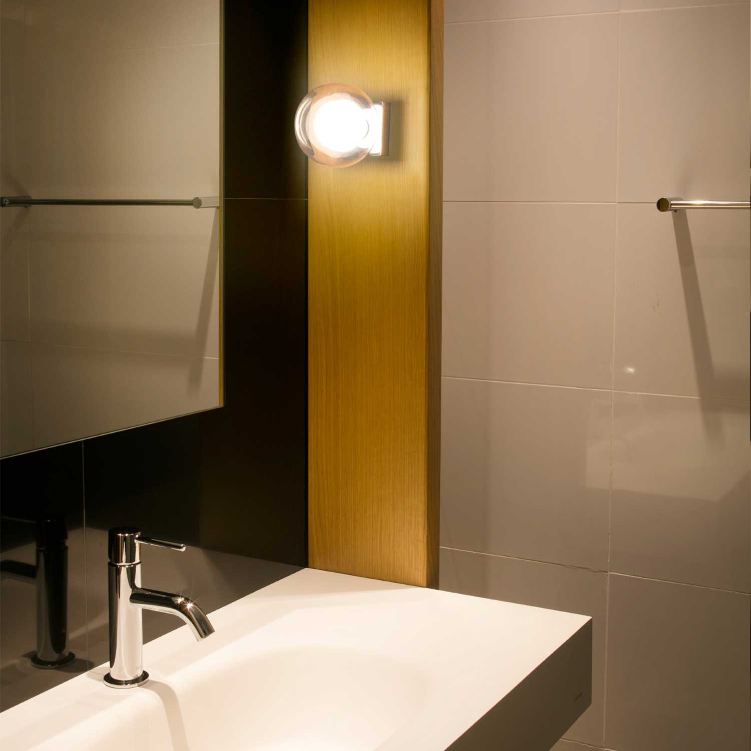 Perla - Applique murale bronze pour salle de bain élégante