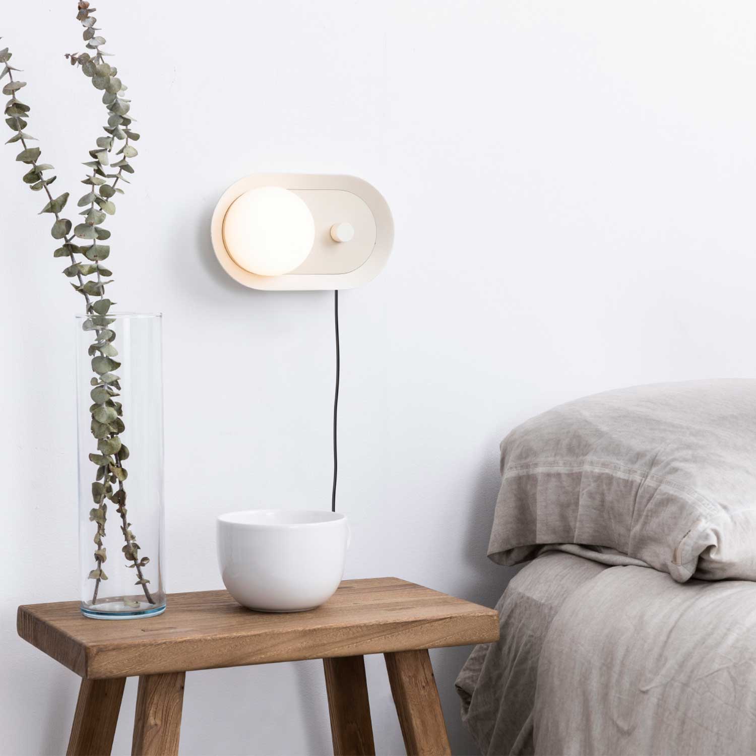 Майя - светодиодный настенный светильник 2700K дизайн для современной спальни