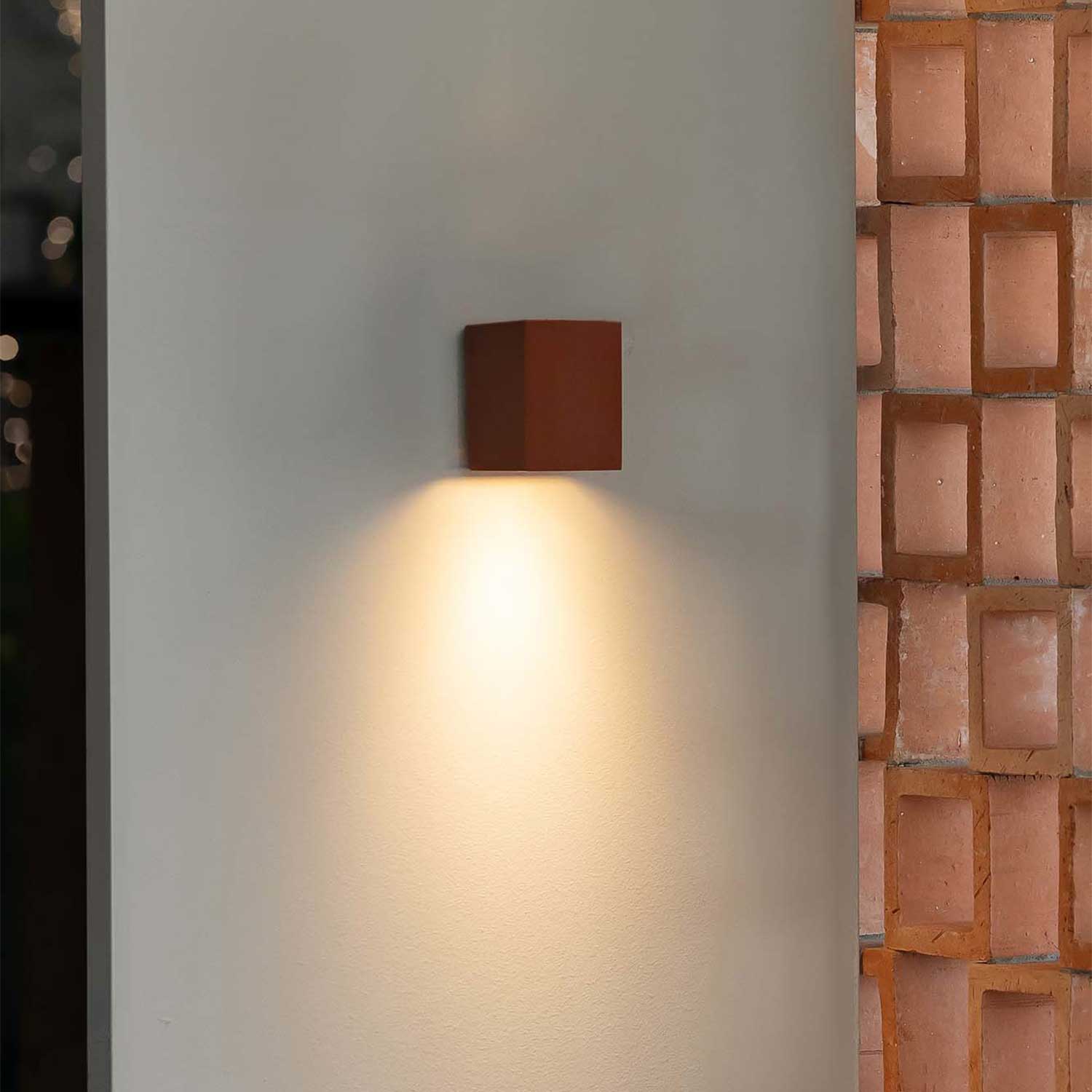 Moon - Minimalist steel wall sconce for living room