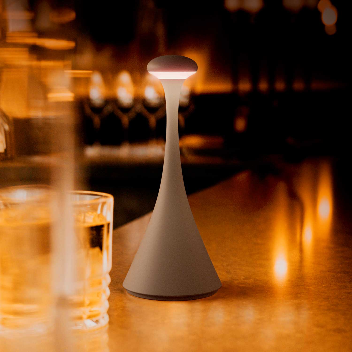 Nudrop - Portable wireless LED lamp design for outdoor use