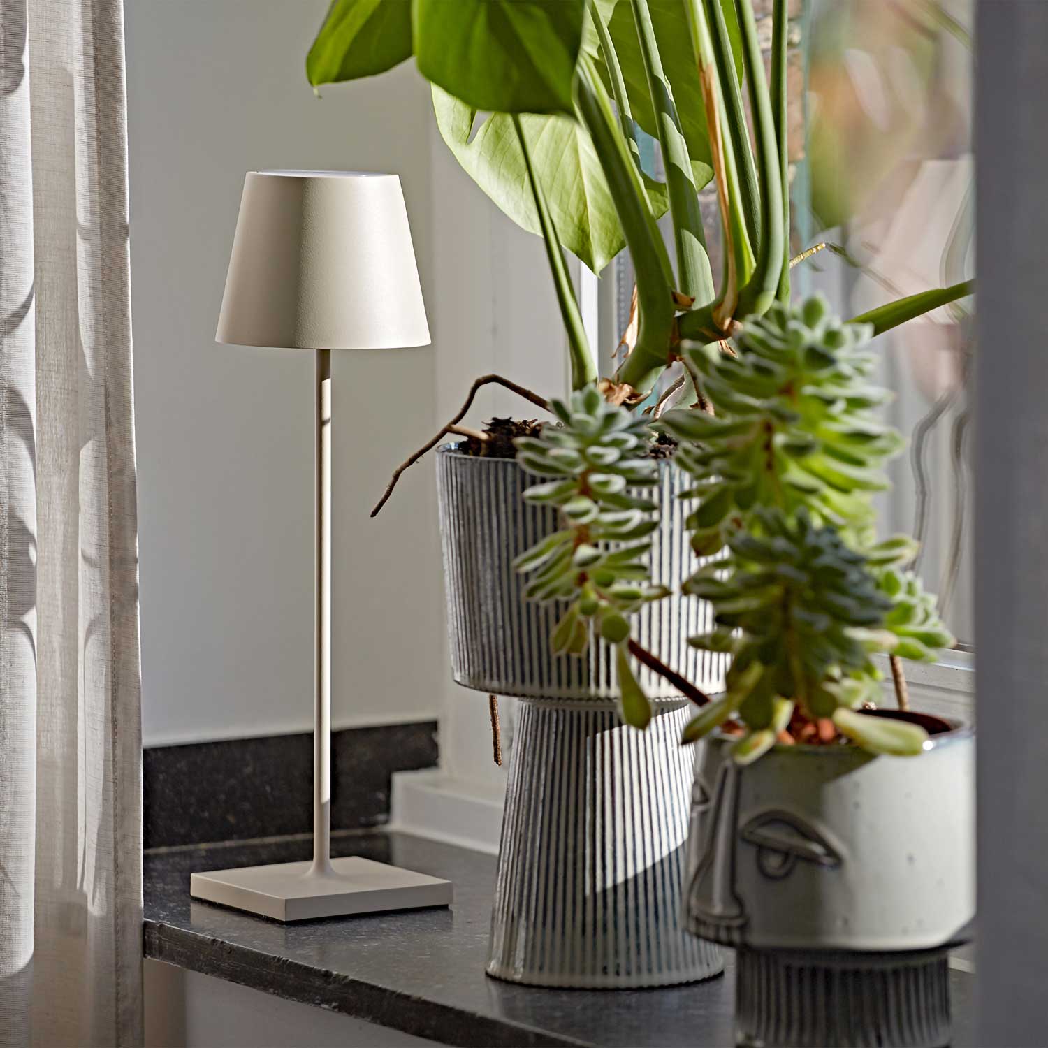 Nuindie - Lampe de table sans-fils extérieur led dimmable