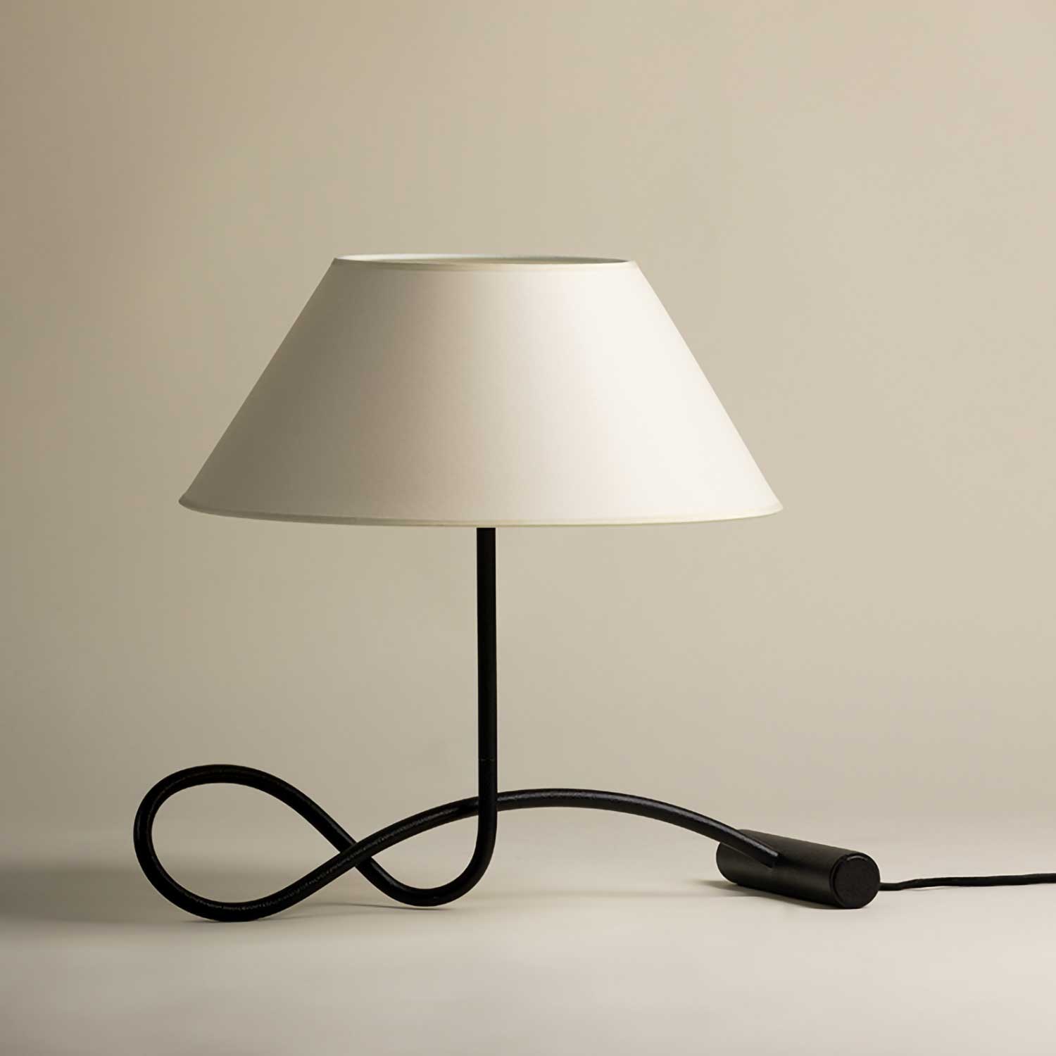 Alameda - Lampe de bureau industrielle en fer forgé design