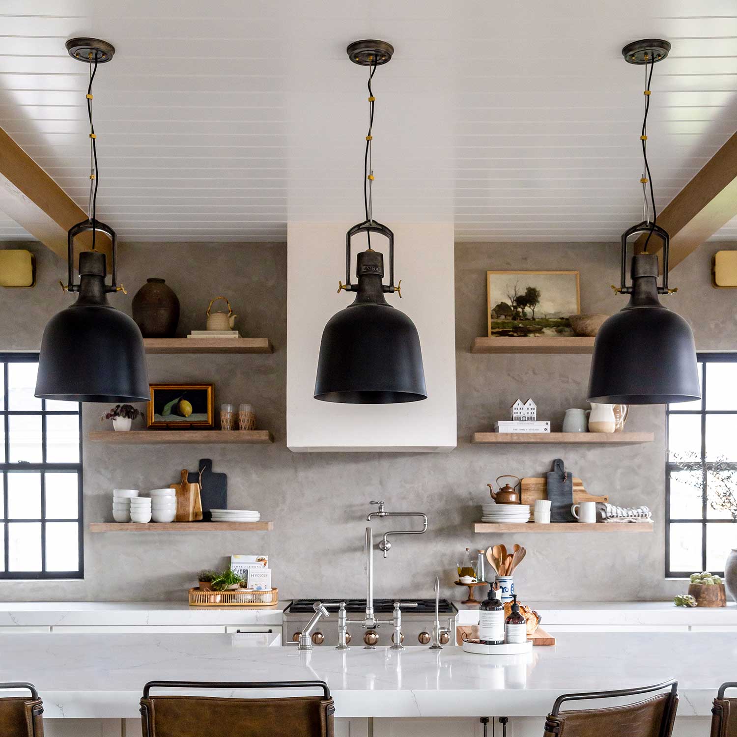 Hangar 31 - Industrial pendant light in aged black silver