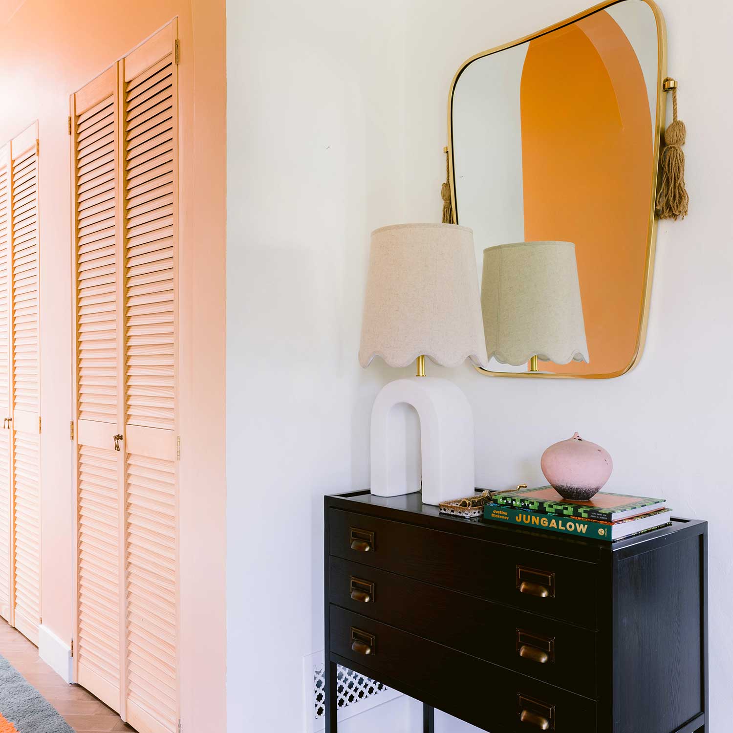 Roshani - Modern ceramic design bedside lamp