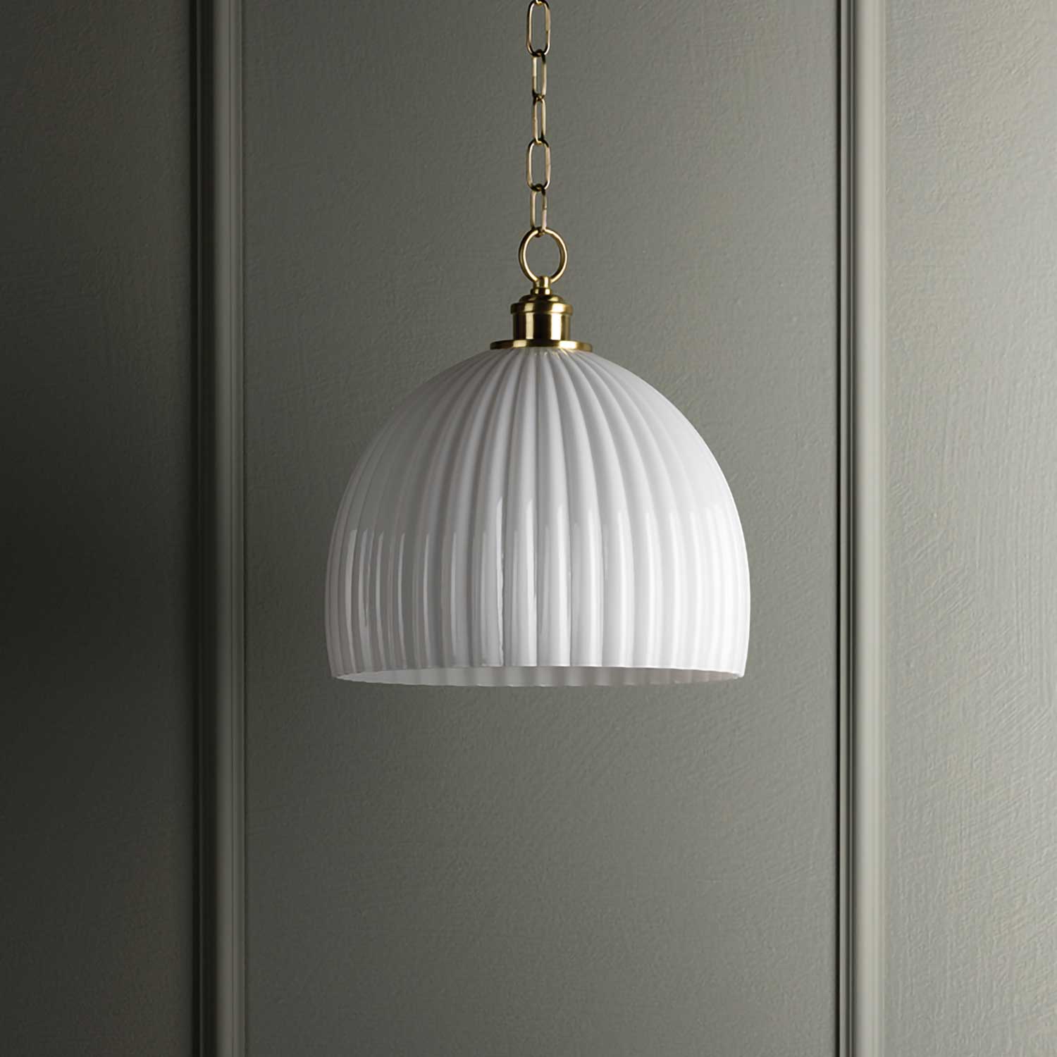 Hillary - Vintage pendant light in fluted and golden glass