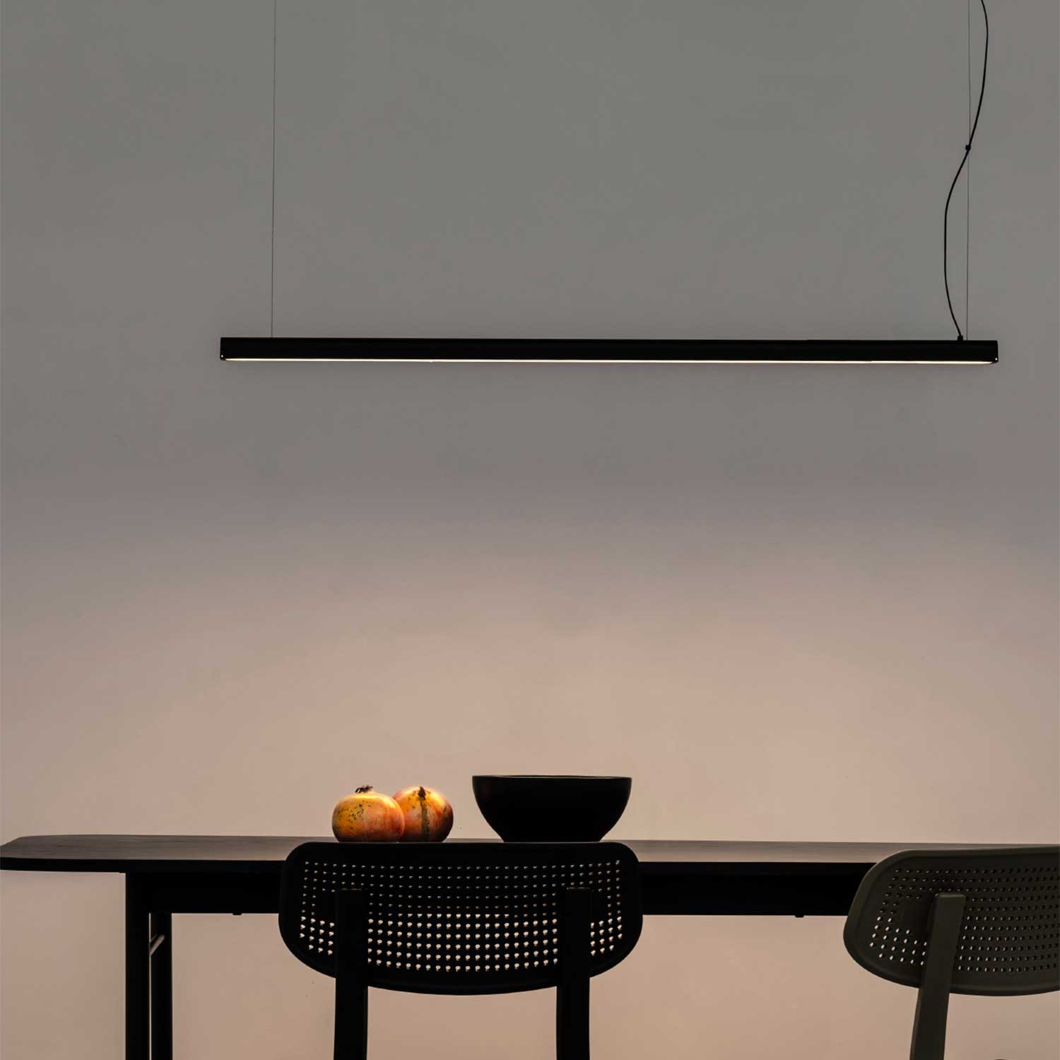 Vico - Suspension led noire linéaire pour cuisine moderne