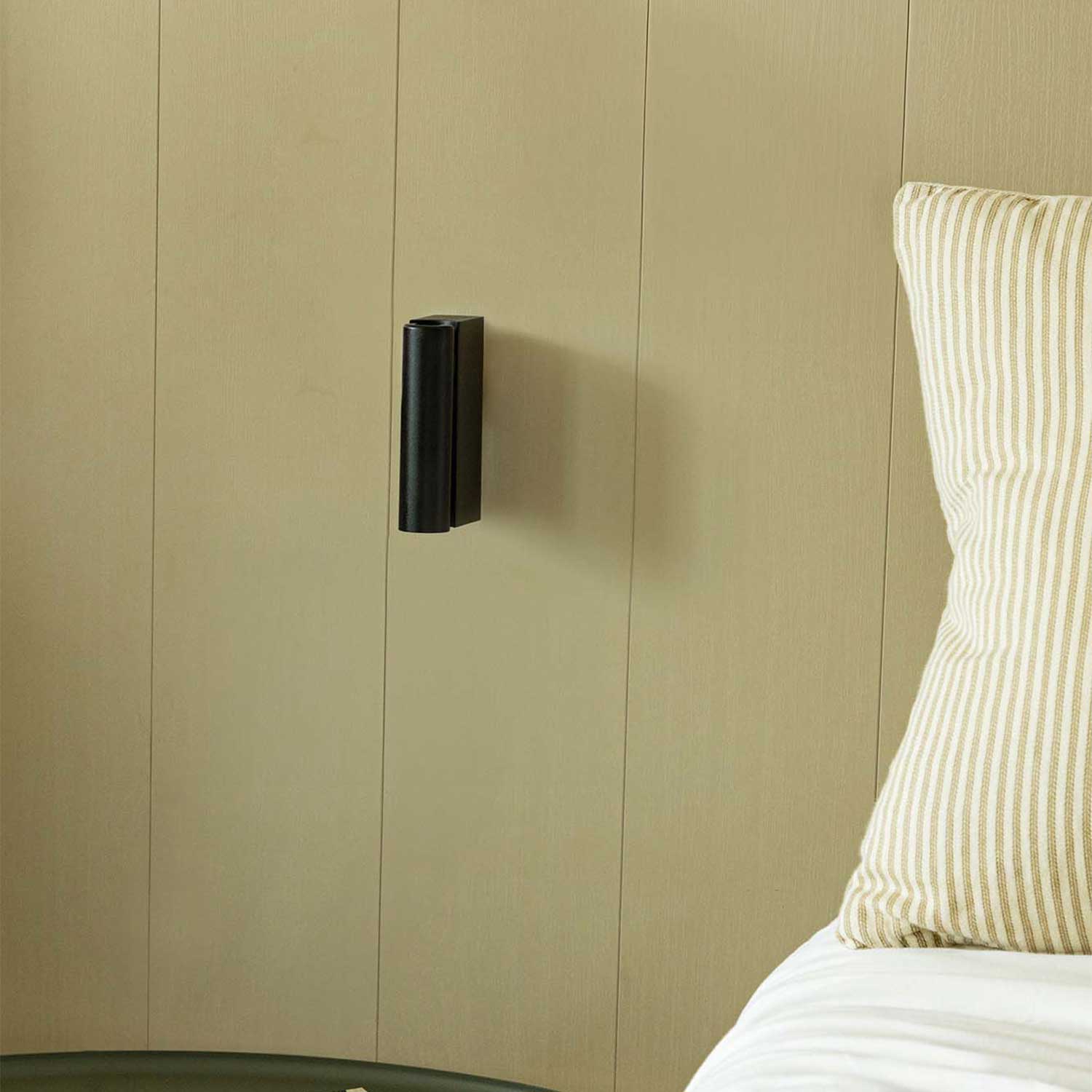 Cronos - LED wall sconce for modern bedroom