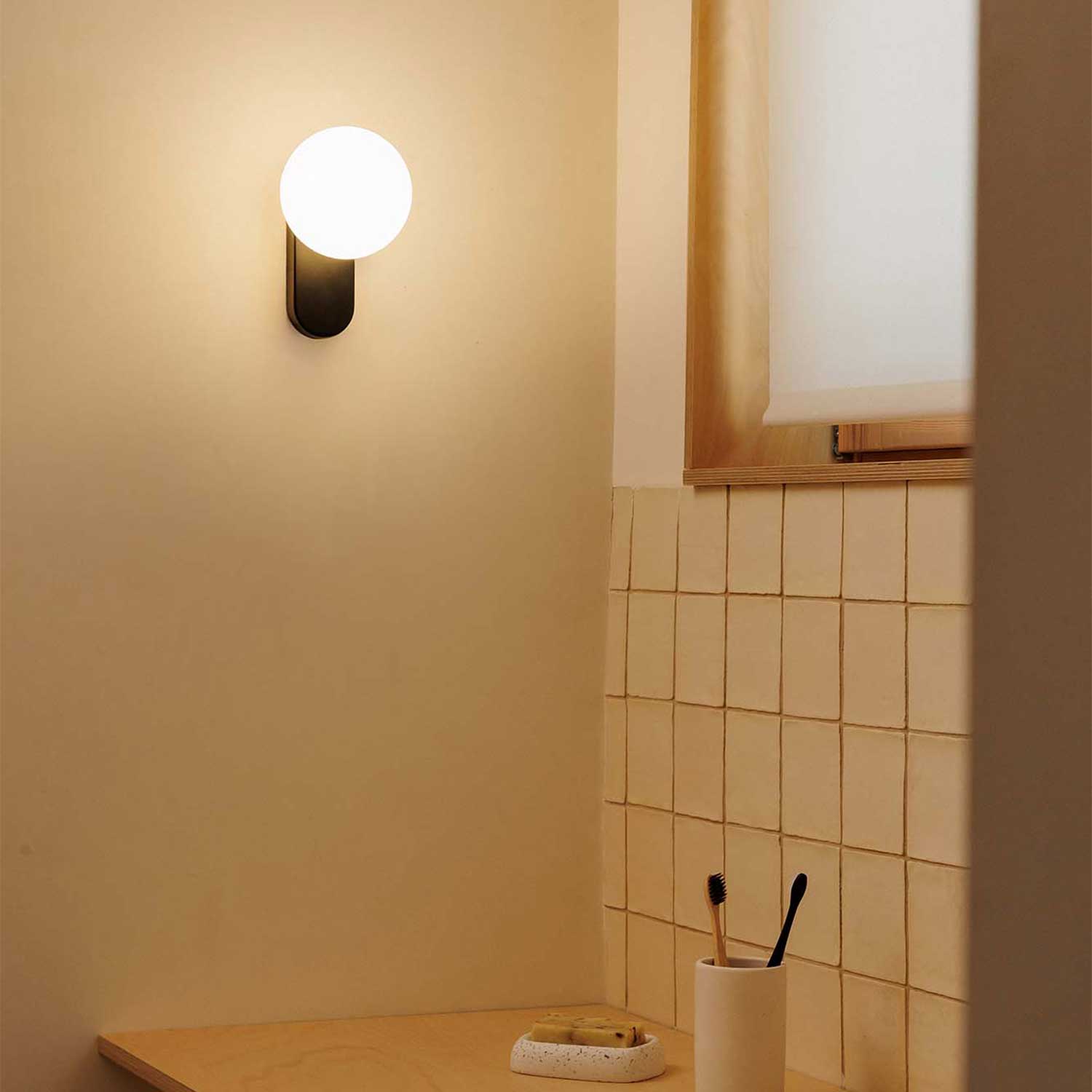 Mabe - Applique murale led design pour salle de bain