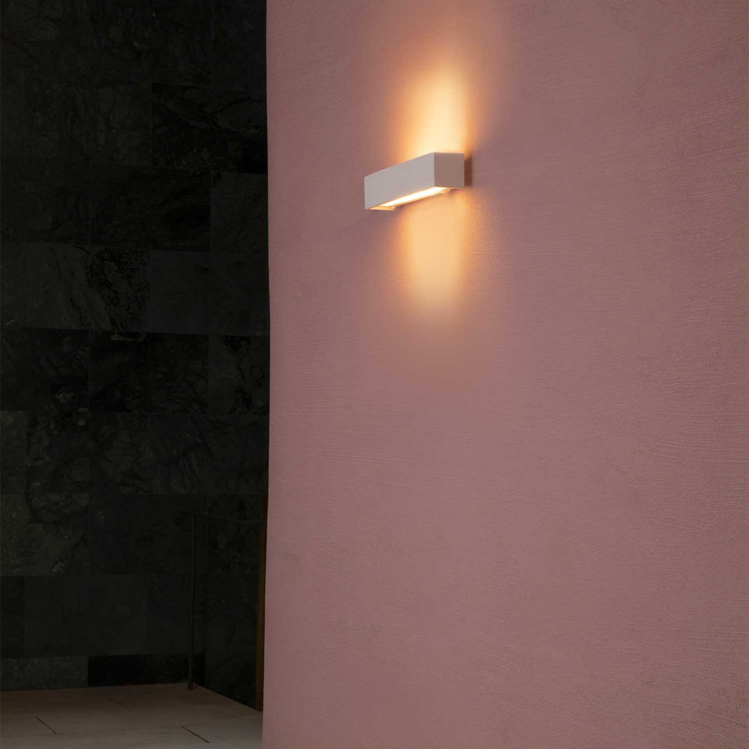 Milo - Applique murale plâtre pour couloir minimaliste