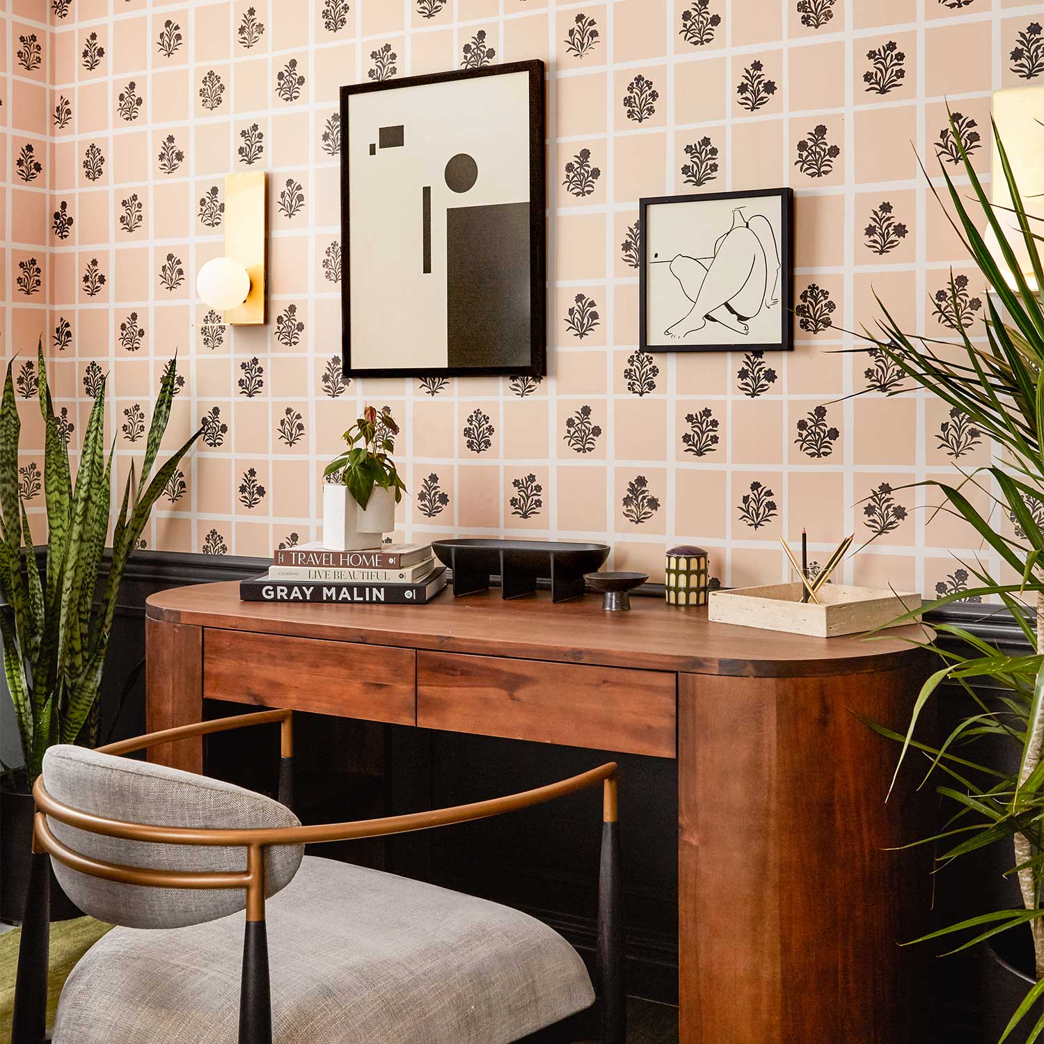 Lani - Golden design wall sconce with glass globe