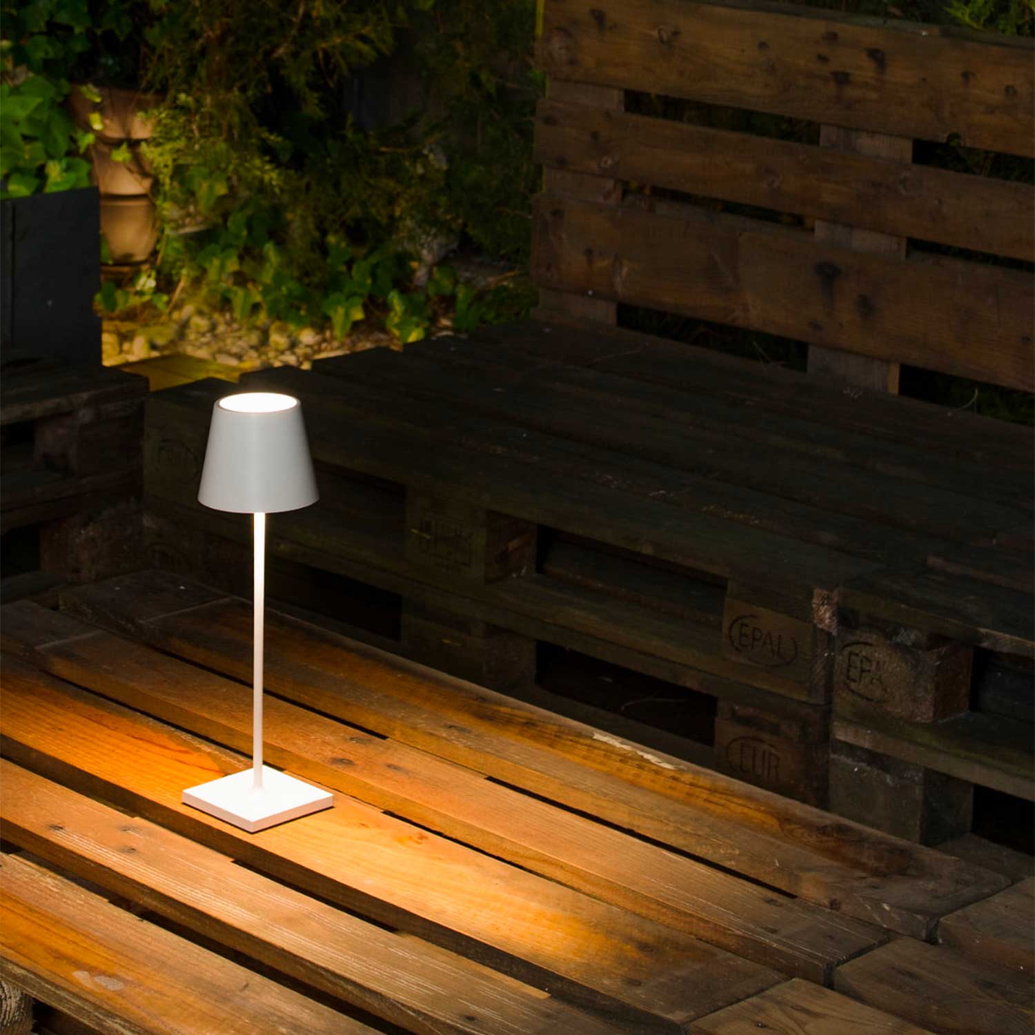 Toc - moderne kabellose Touch-Lampe für Terrasse