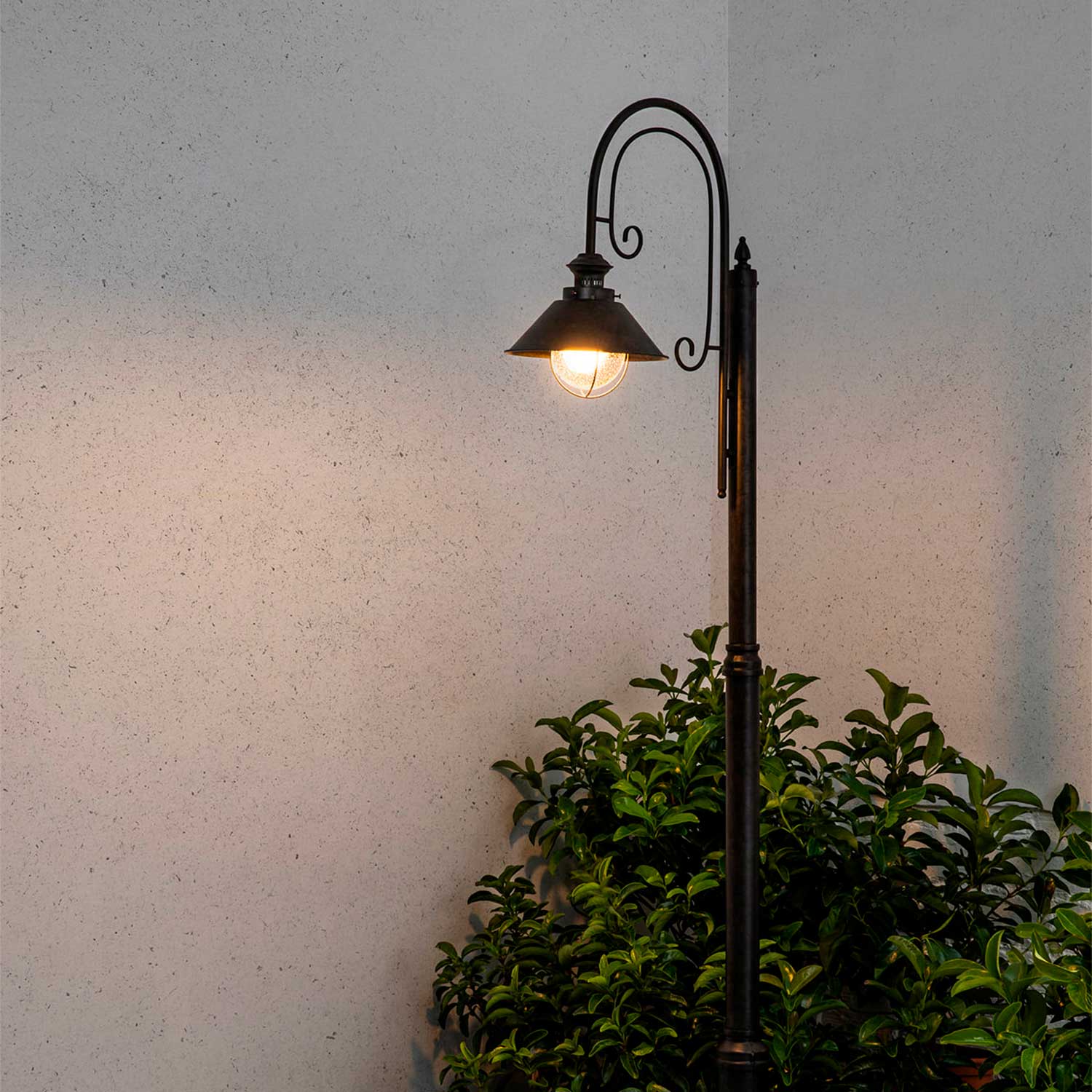 Nautica - Lampadaire extérieur vintage en acier vieilli
