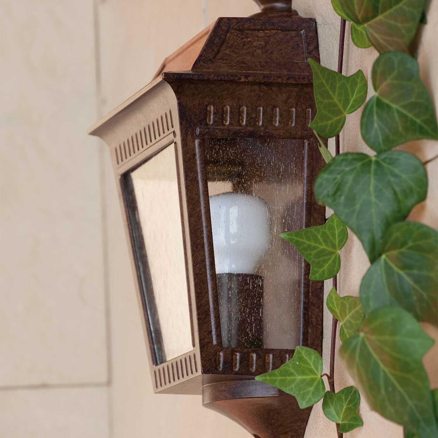 Argot - Italian style outdoor wall light in rusted steel