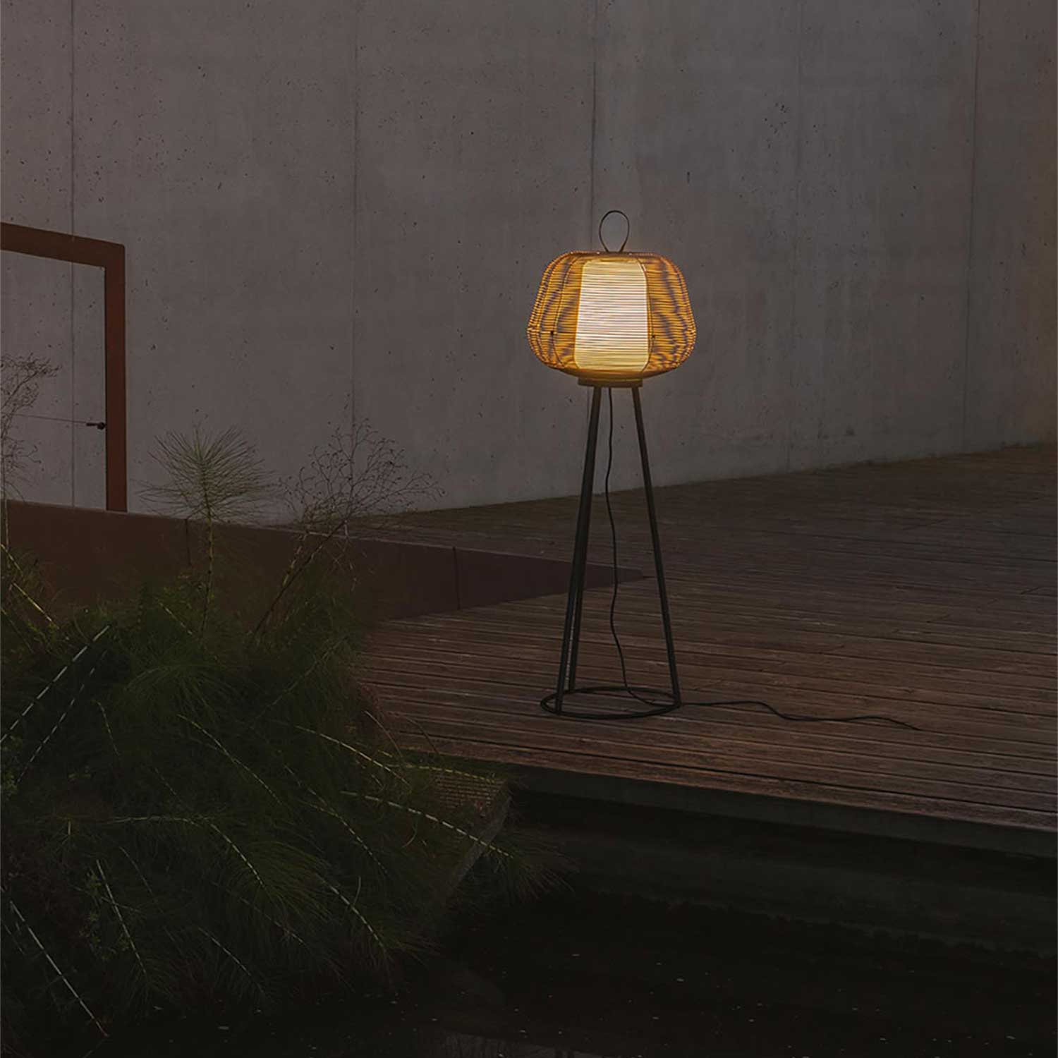 Nara - Lampada da terra esterna design per terrazza moderna