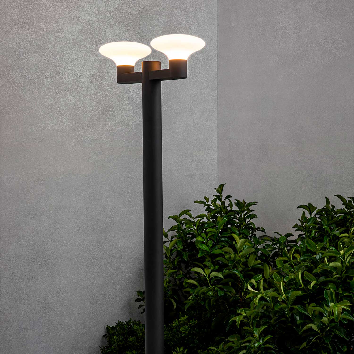 Blubs - Lampadaire extérieur moderne gris foncé