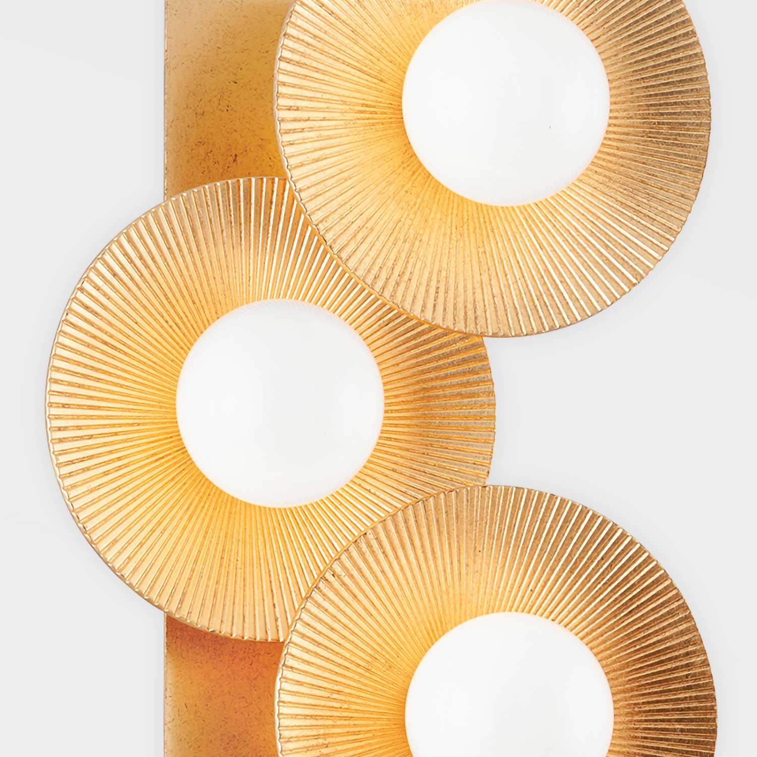 Emerald - Wandlampe aus schickem und modernem goldfarbenem Messing