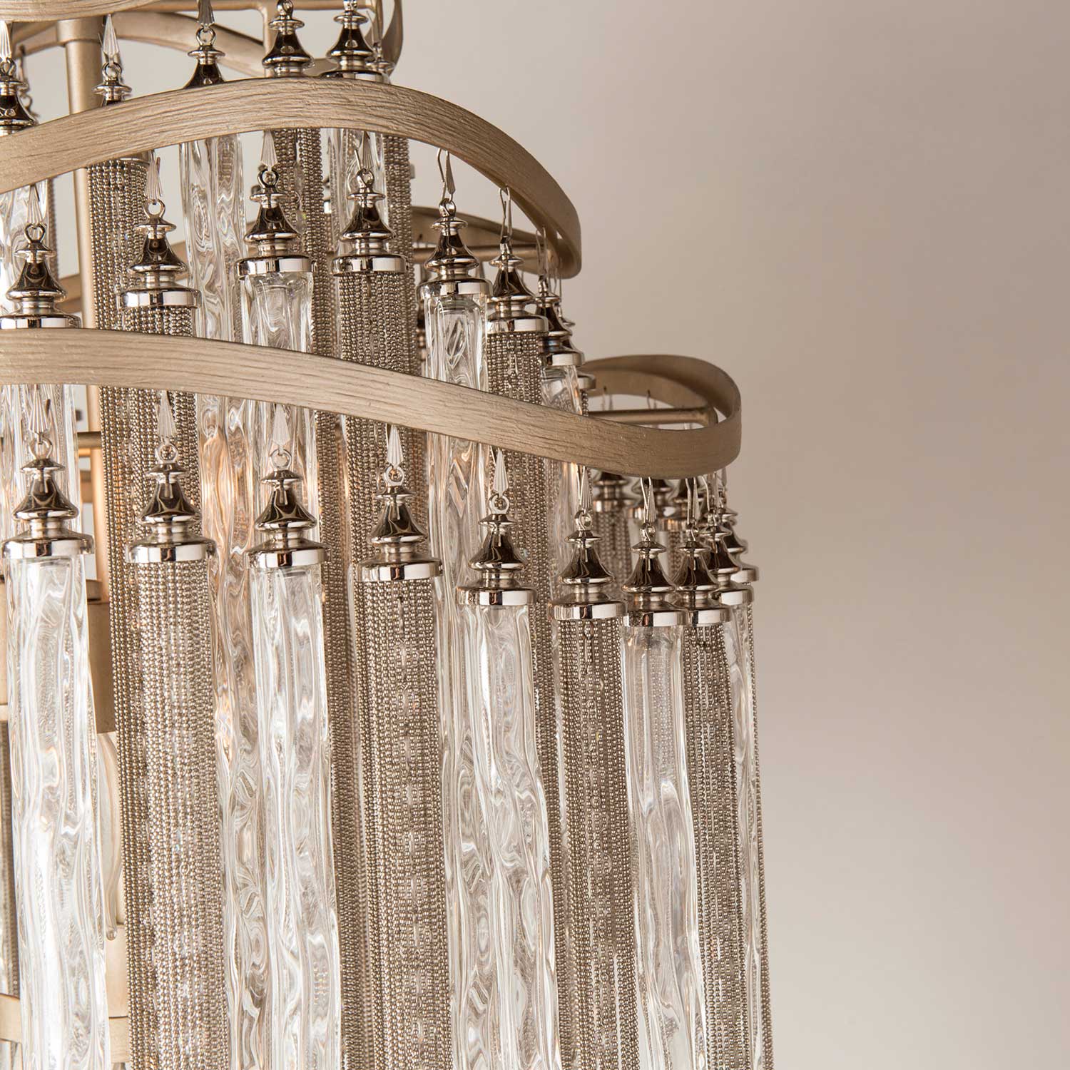 Химера - роскошная люстра XXL с подвесками для гостиной