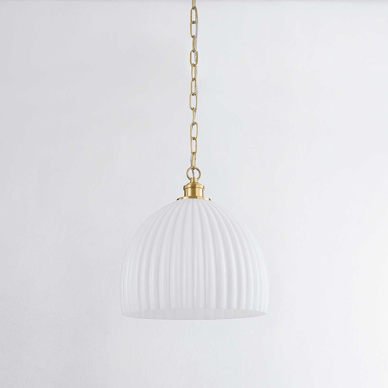 Hillary - Vintage pendant light in fluted and golden glass