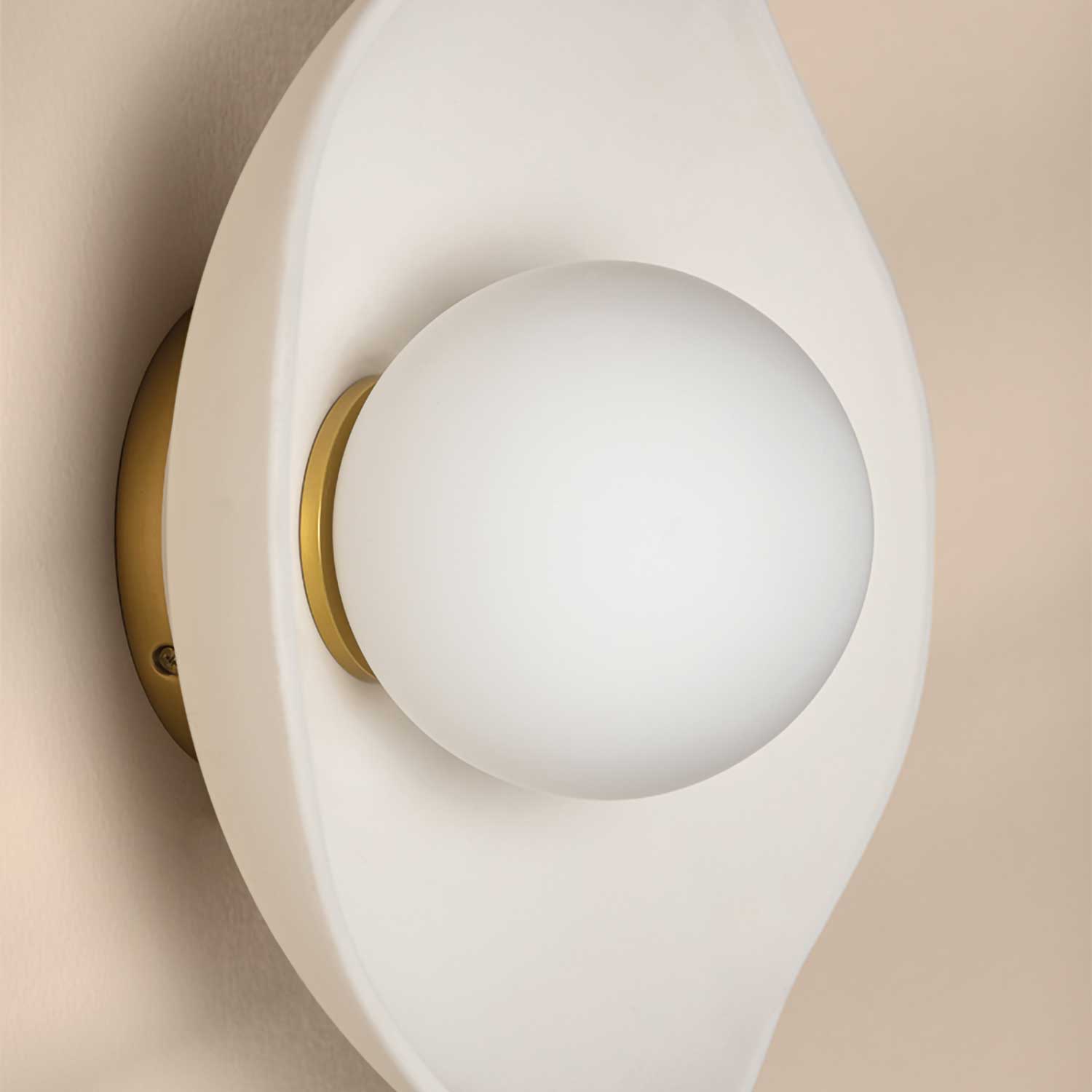 Bacia - Applique murale en céramique pour salon