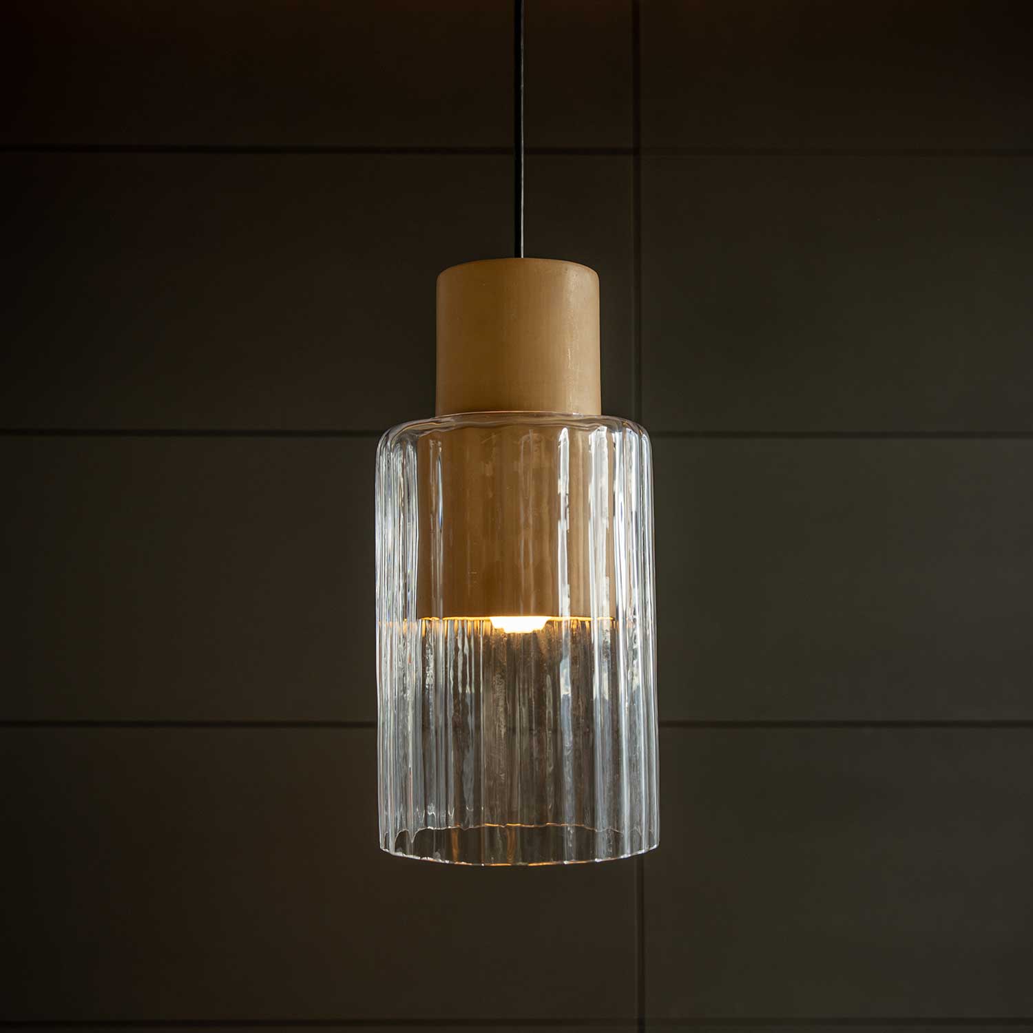 Barro - Lámpara colgante de vidrio de diseño para cocina