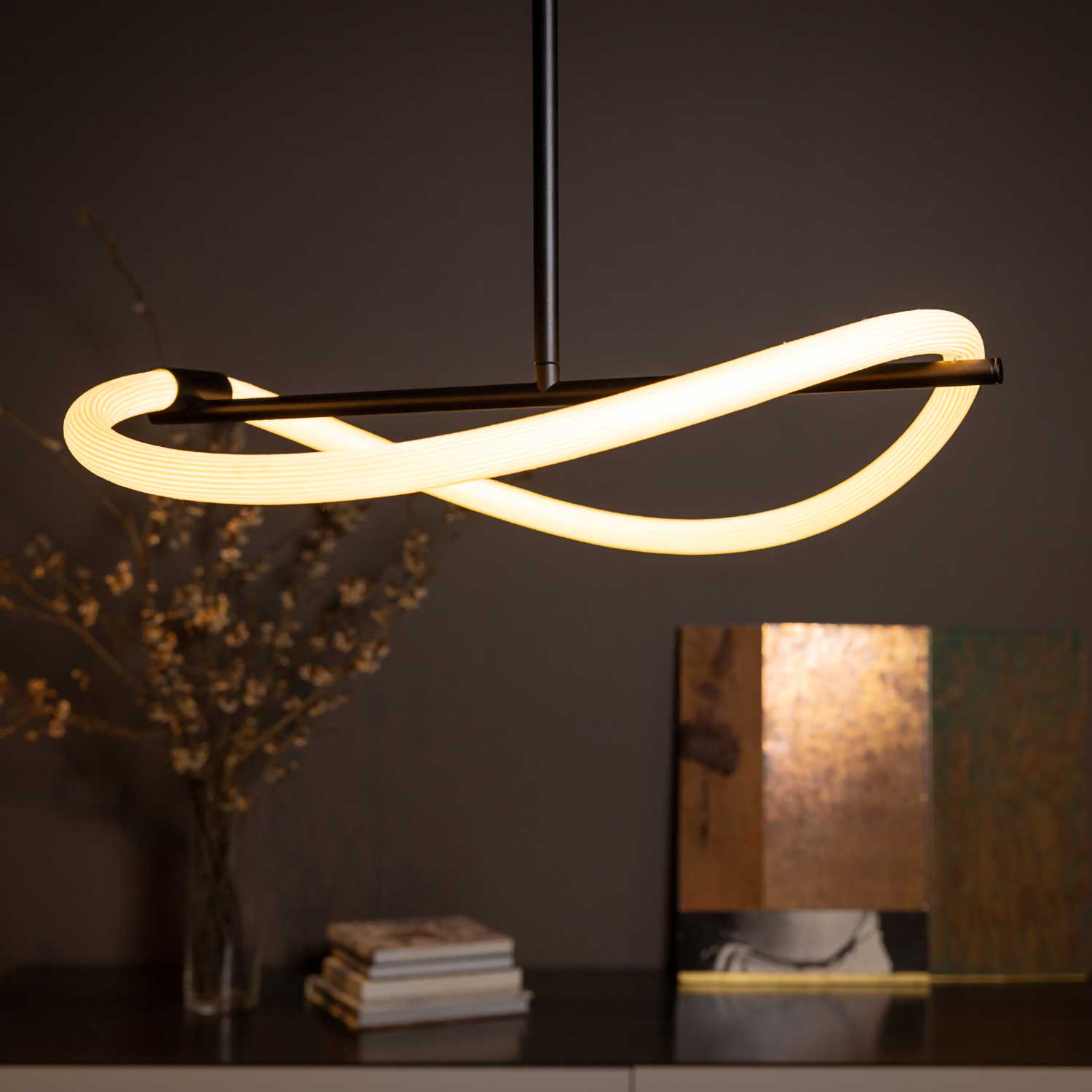 Levity Halo - Lámpara colgante de diseño tubo led para salón