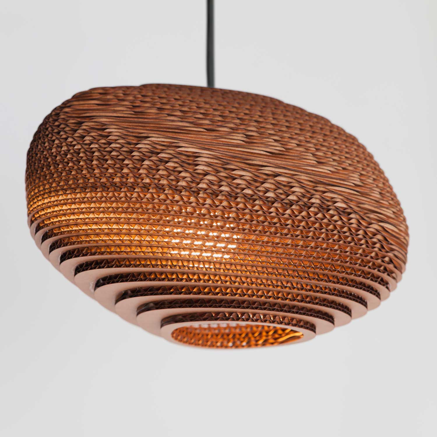 Scraplights Alki - дизайнерская подвесная лампа из картона для современной гостиной