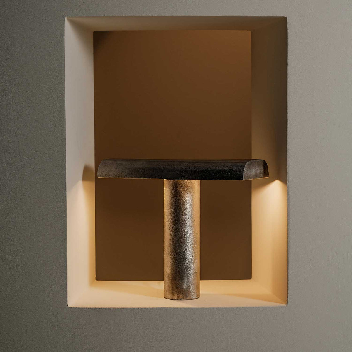 Fck - Lampe à poser en béton et aluminium, style industriel