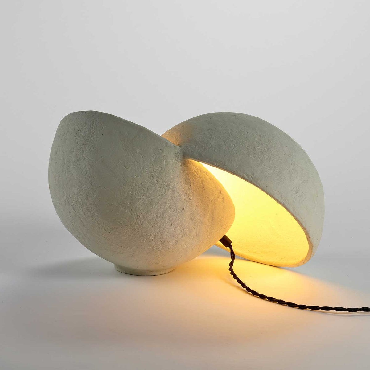 Earth - Lampe à poser en papier mâché, style wabi-sabi