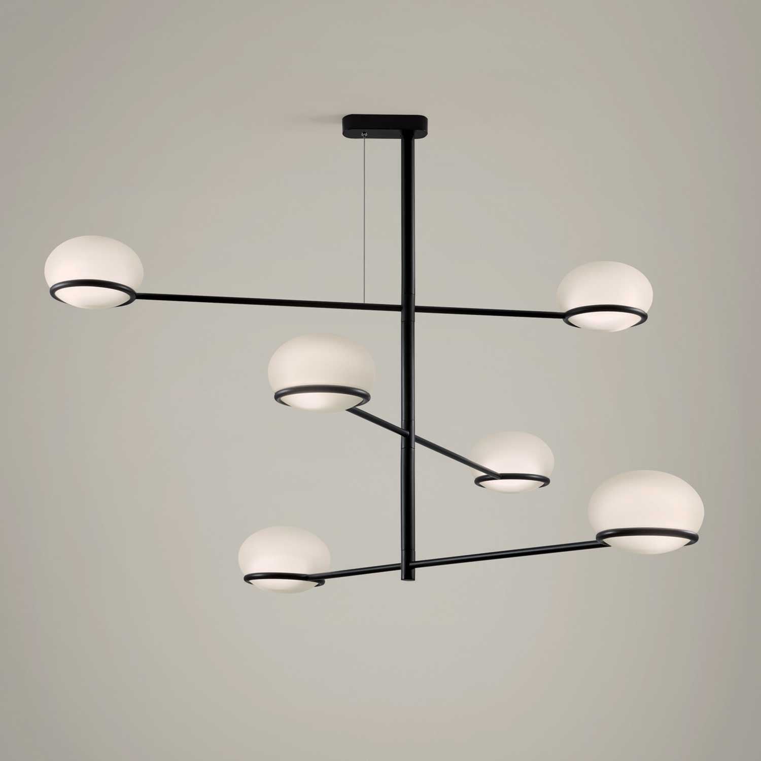 Coco Chandelier - XXL design chandelier in metal with acrylic balls