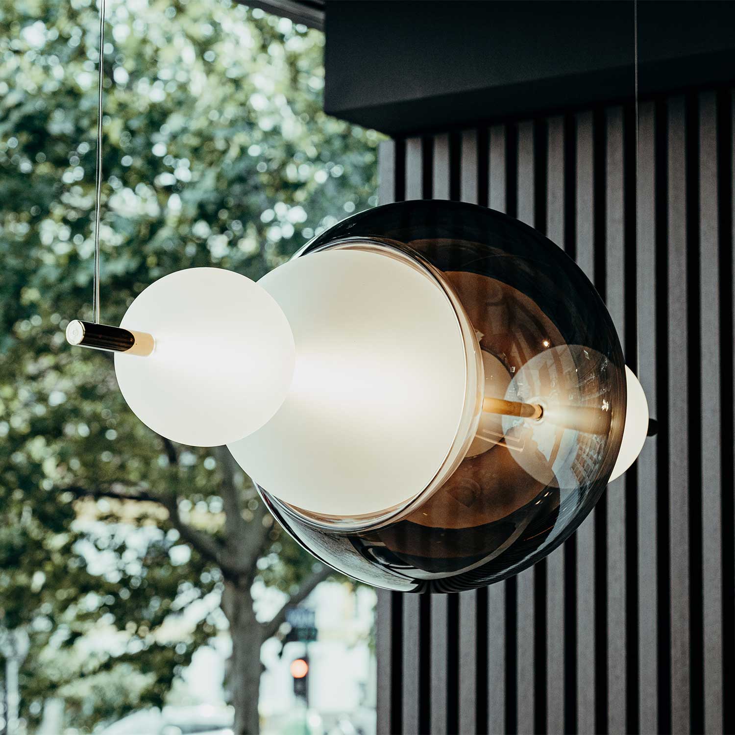 Galileo Linear - Suspension LED luxueuse sphère en verre design