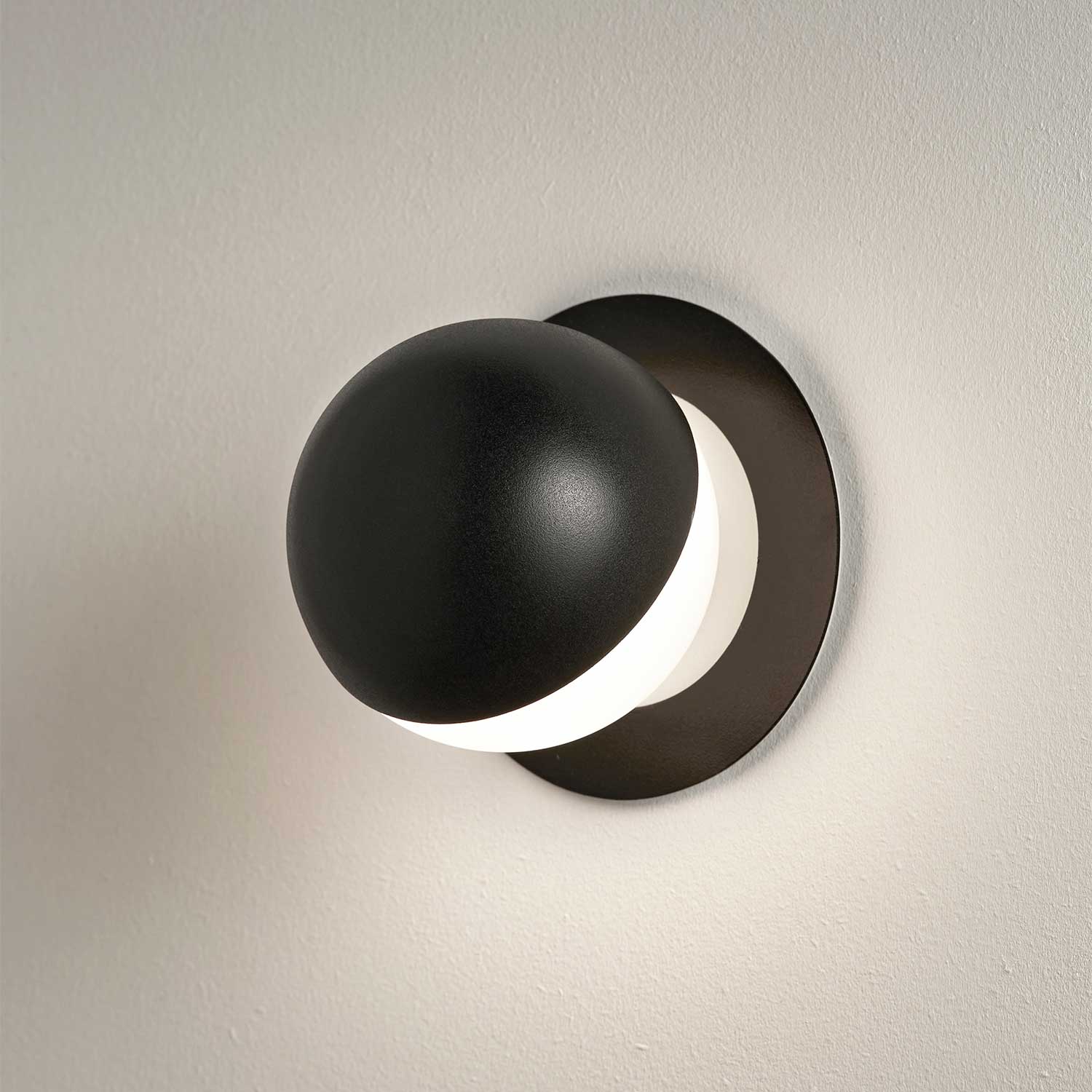 Alfi - Applique da parete rotonda in acciaio per soggiorno moderno