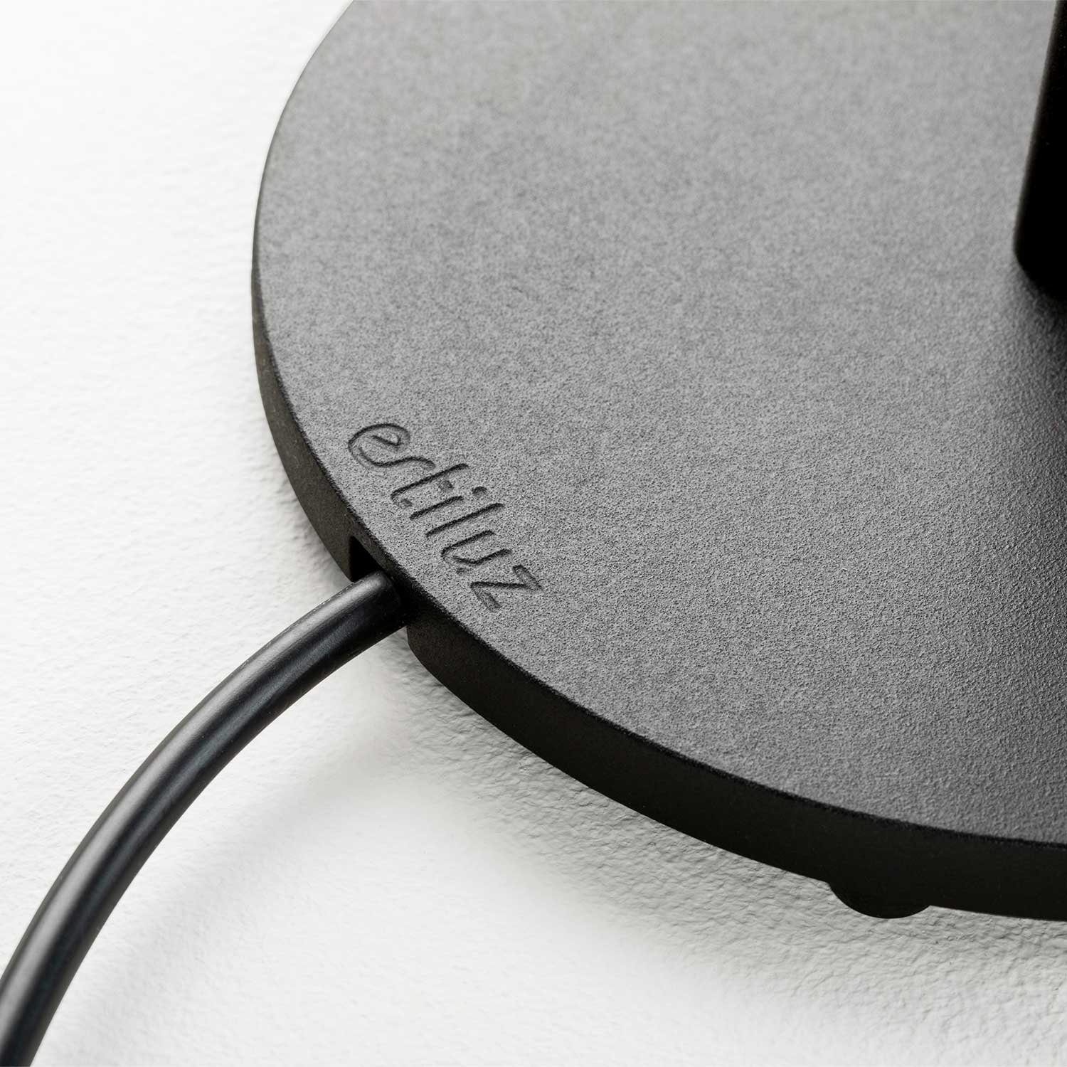 Compass - Lampe de bureau led dimmable en acier