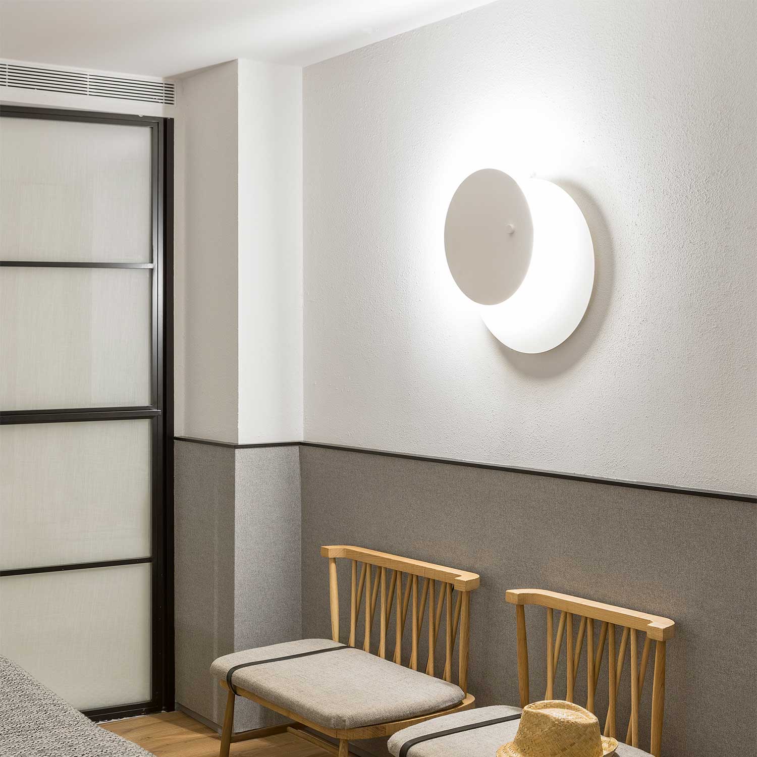 Eclipsi - Круглый настенный светильник с LED, дизайнерский, из белой стали