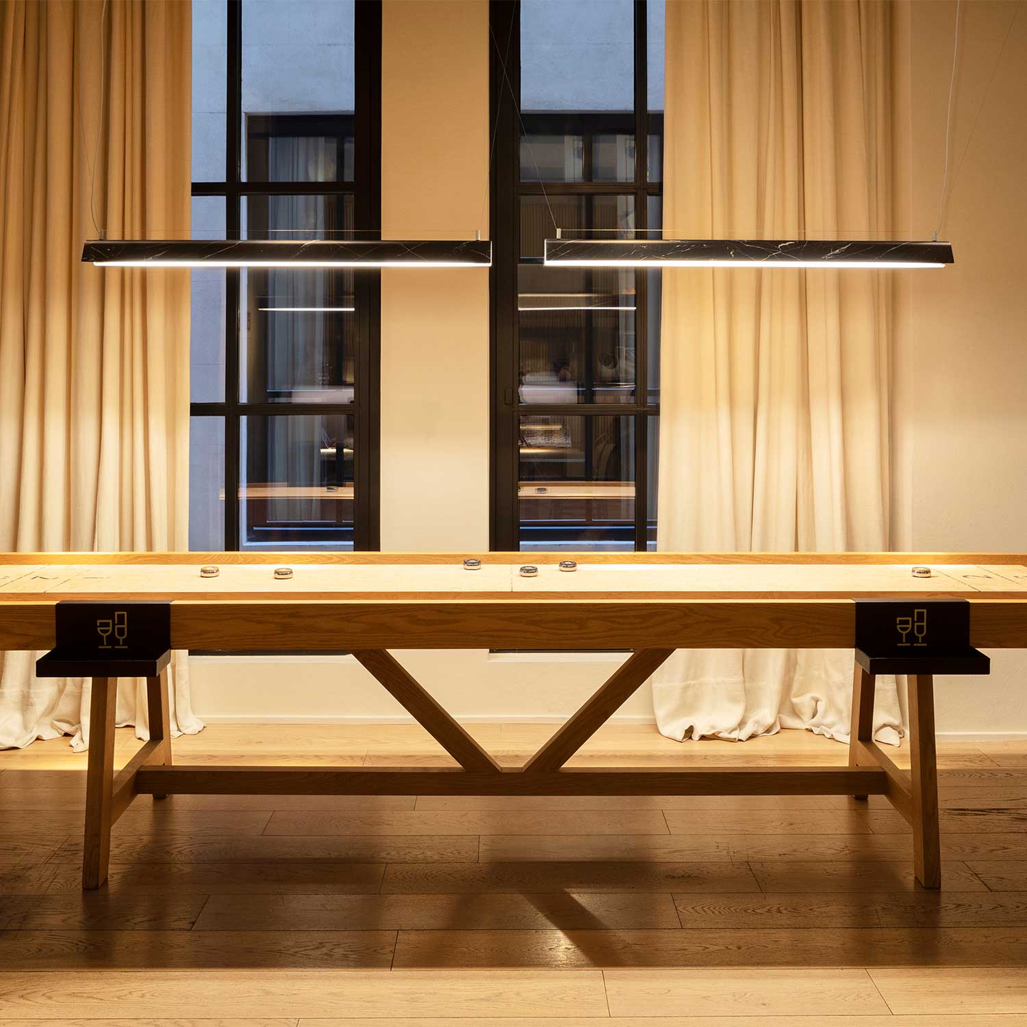 Gada - Минималистичная дизайнерская подвеска из стали для офисов