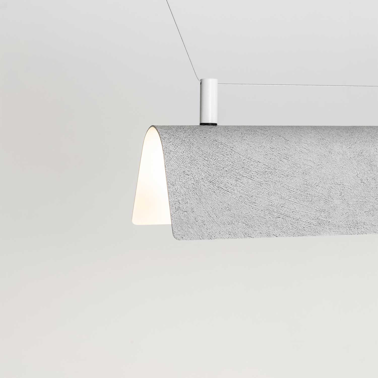 Gada - Минималистичная дизайнерская подвеска из стали для офисов