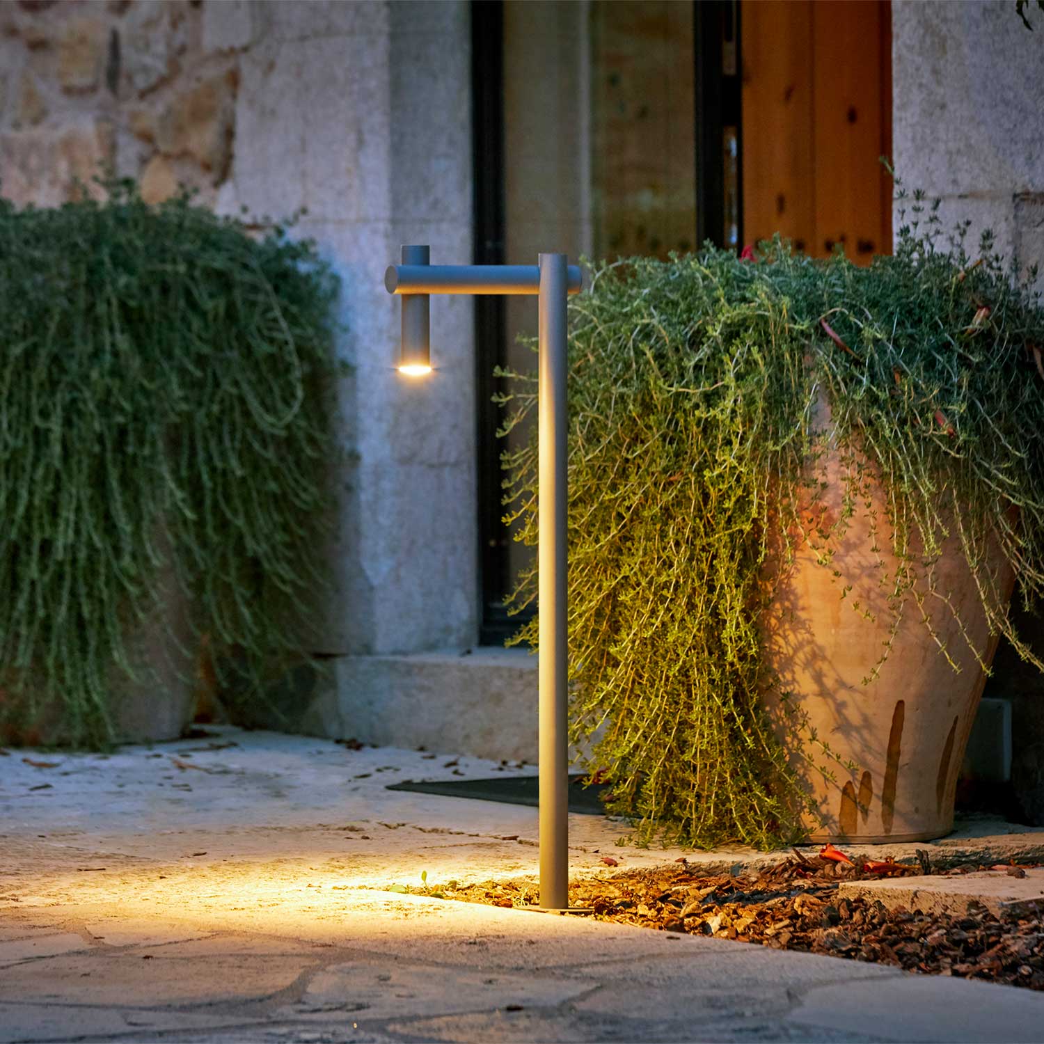 Tik - Baliza led exterior de jardín diseño moderno