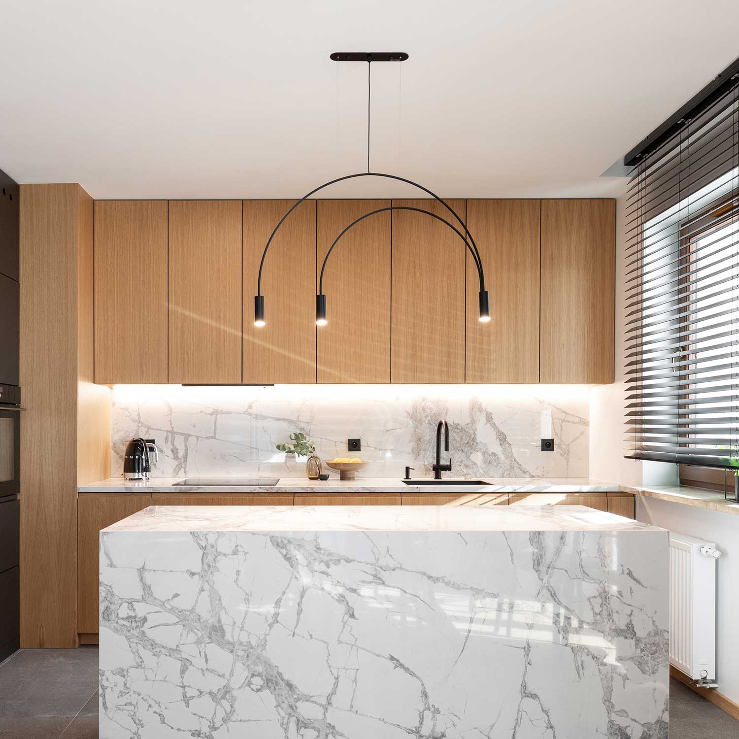 Volta - Lámpara colgante cocina diseño contemporáneo