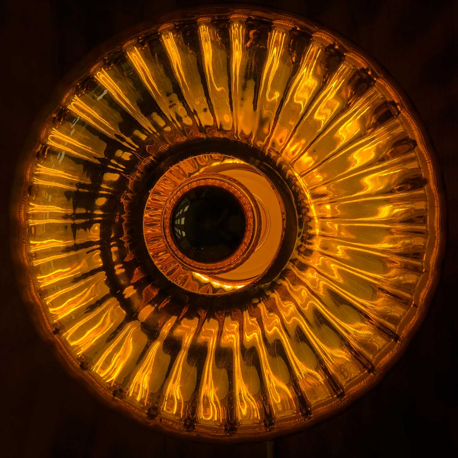 Grace - Colored glass wall sconce design art deco