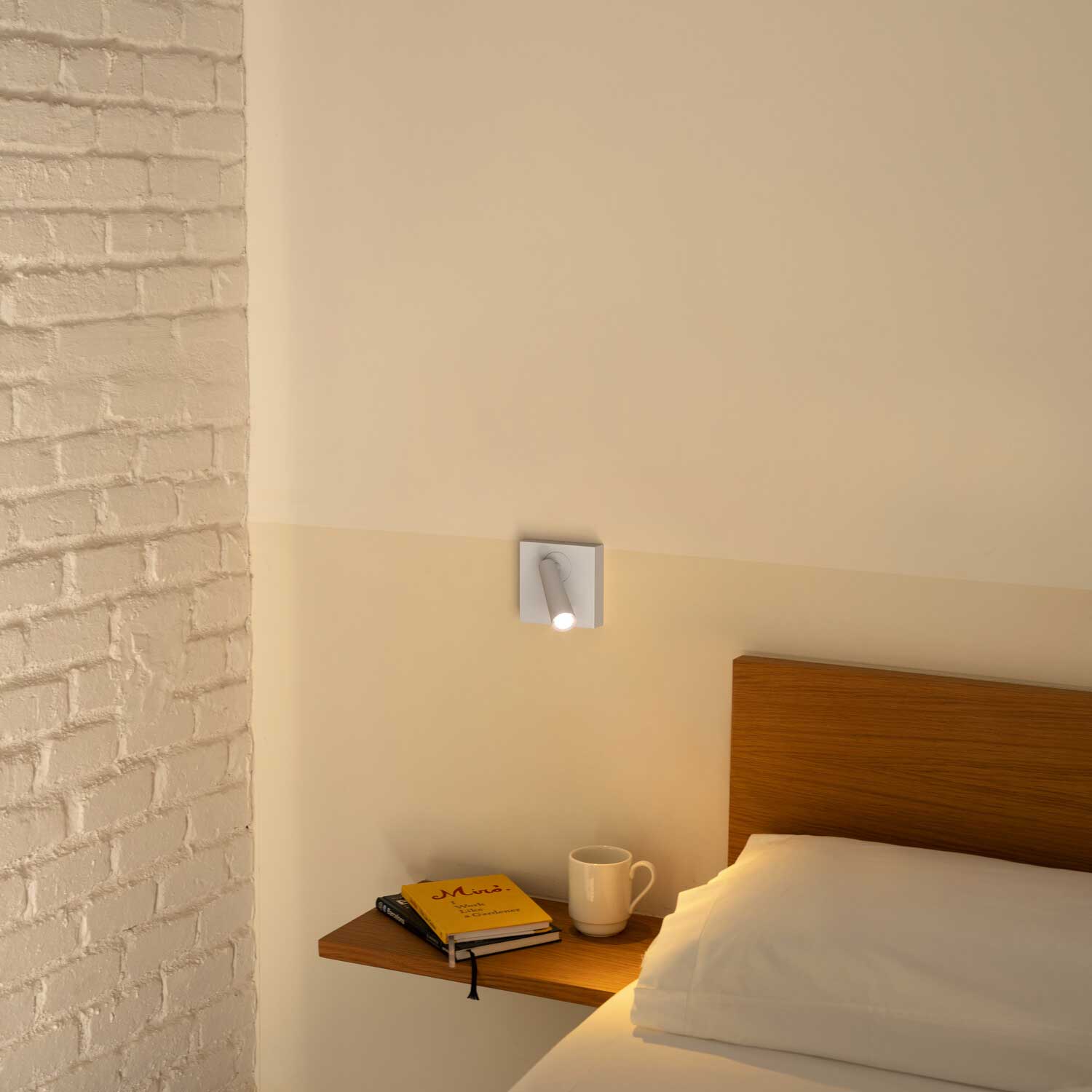 Gamma - Modern design LED wall reading lamp