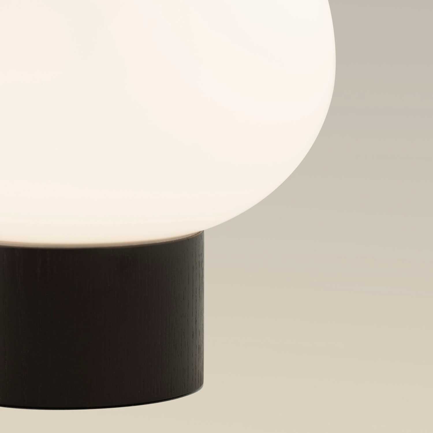 Ilargi - LED bedside lamp in glass with design for bedroom