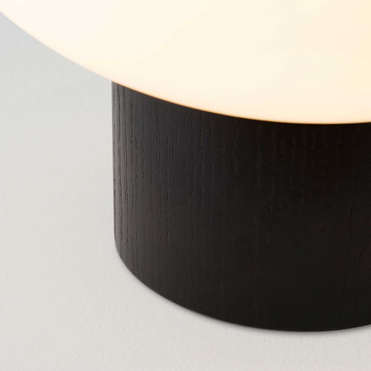 Ilargi - LED bedside lamp in glass with design for bedroom