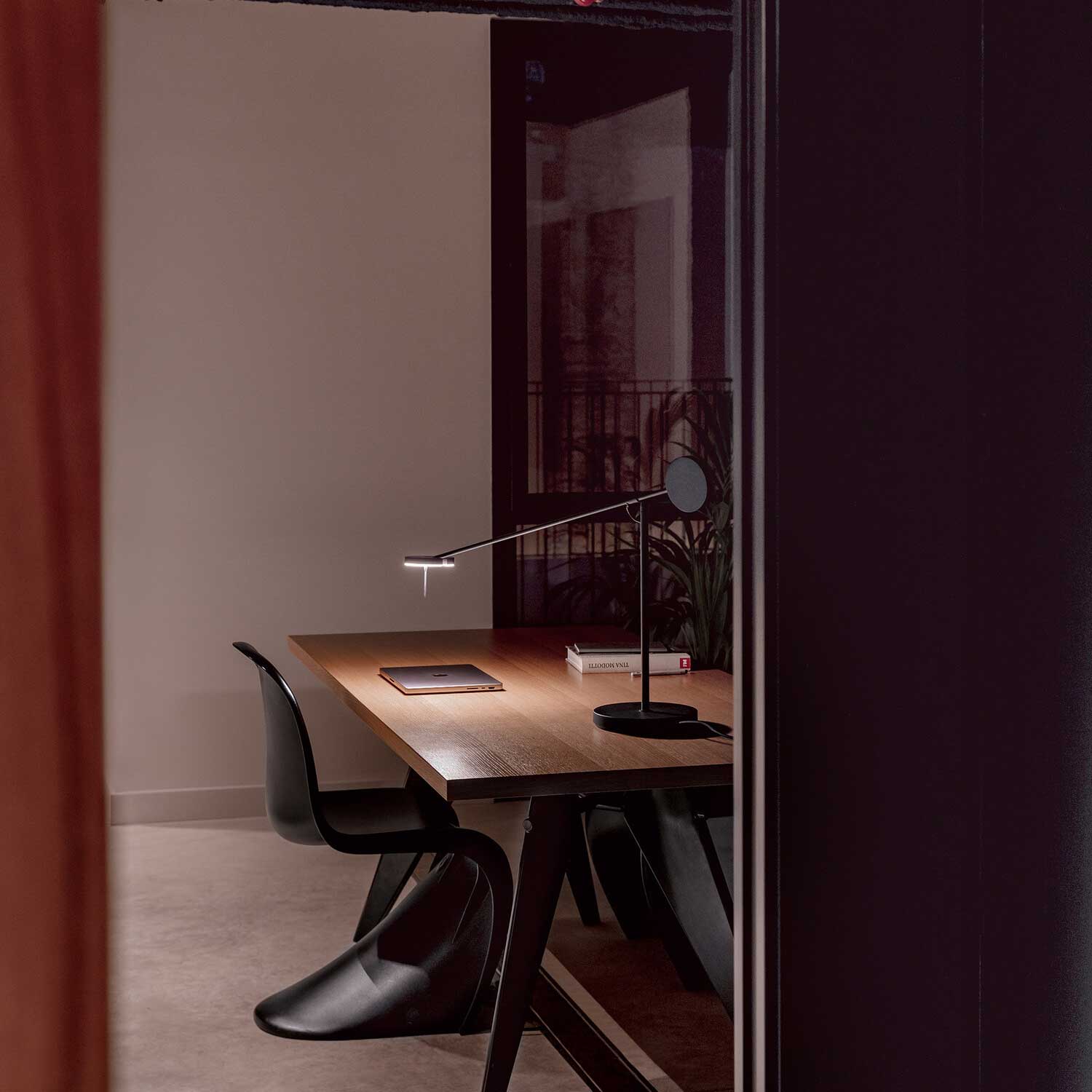 Invisible - Minimalist design LED living room lamp