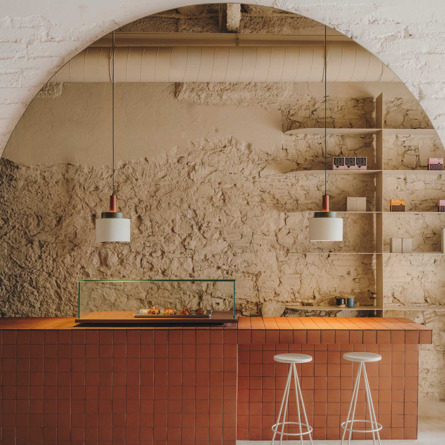 Keops Triple - Подвесной светильник из цветного металла в дизайнерском стиле для спальни