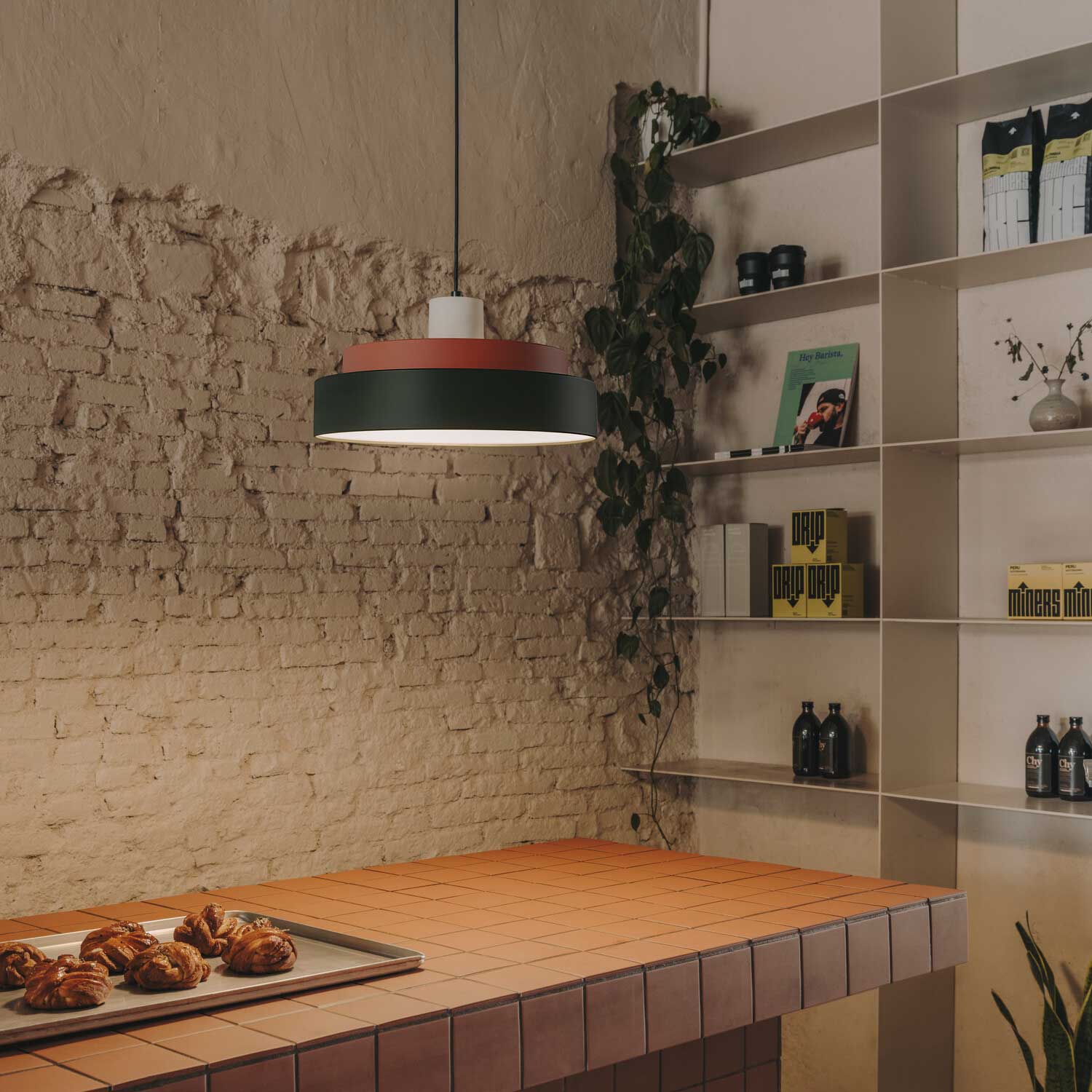 Keops Triple - Подвесной светильник из цветного металла в дизайнерском стиле для спальни