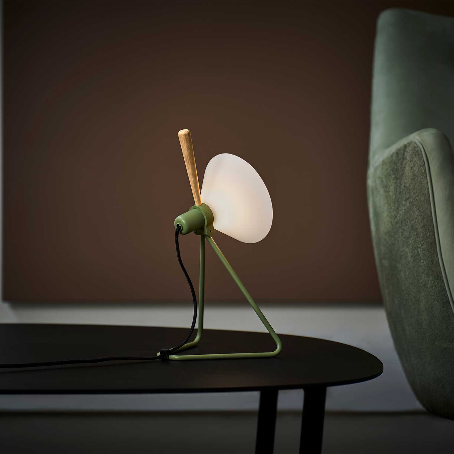 Spot 356 - Lampada da comodino proiettore vintage design